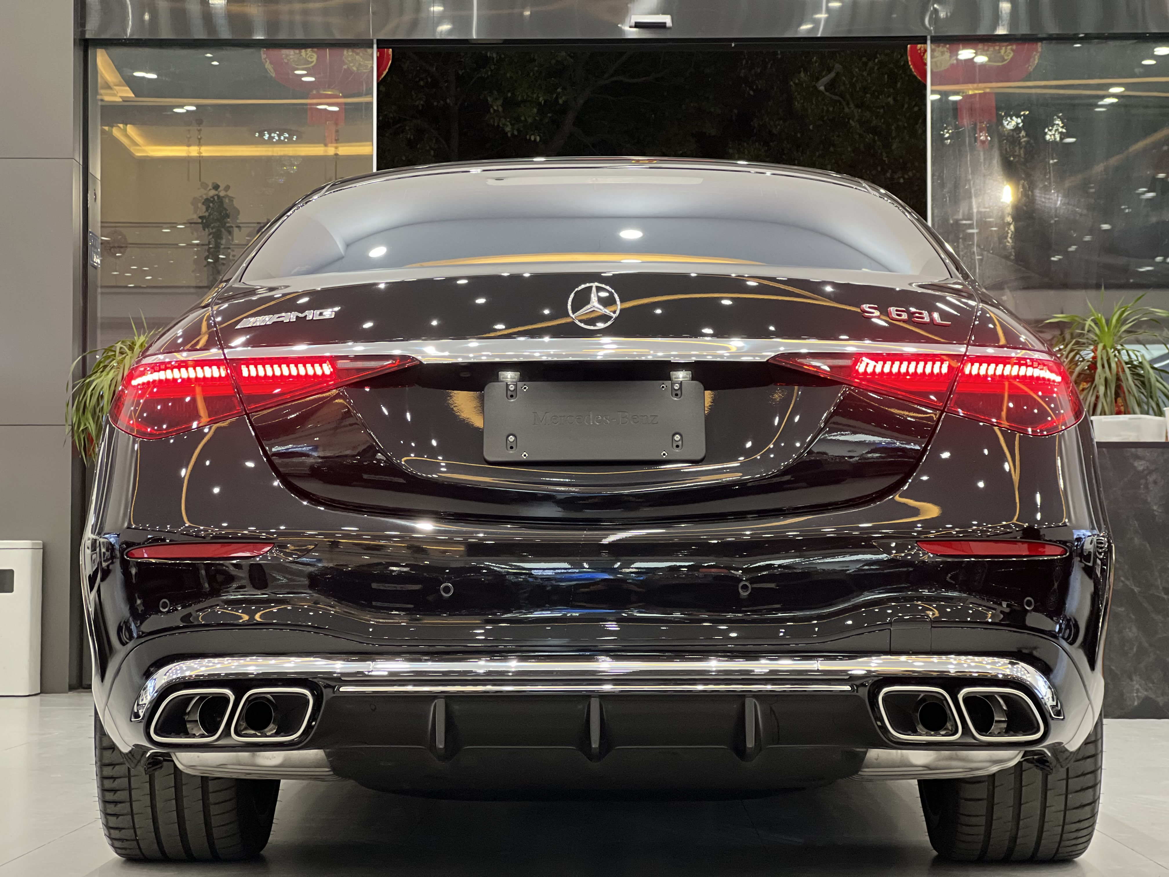 Mercedes-Benz S AMG New Energy 2025 صورة سيارة #16