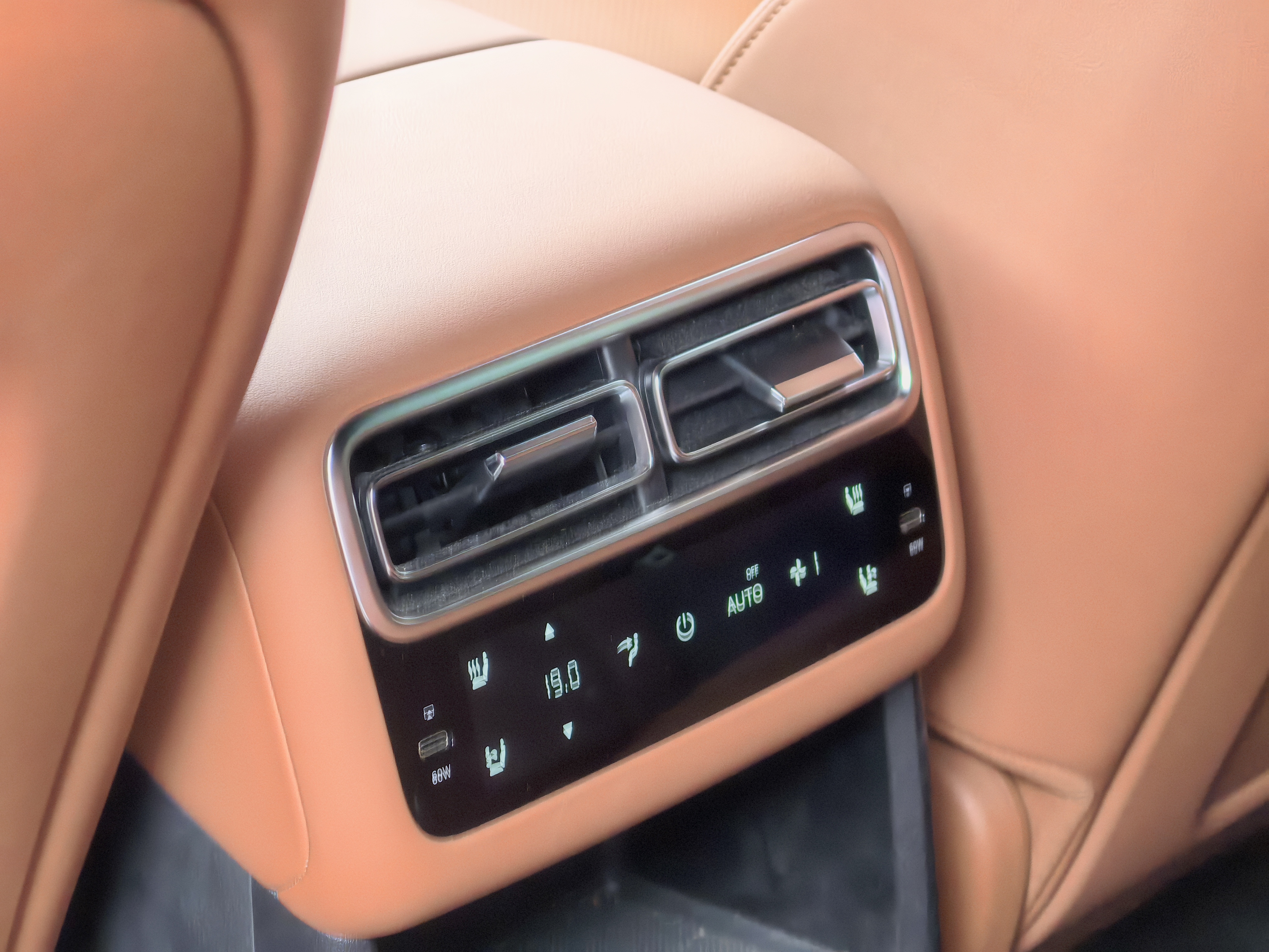 理想汽车 理想L6 2024 汽车图片 #16