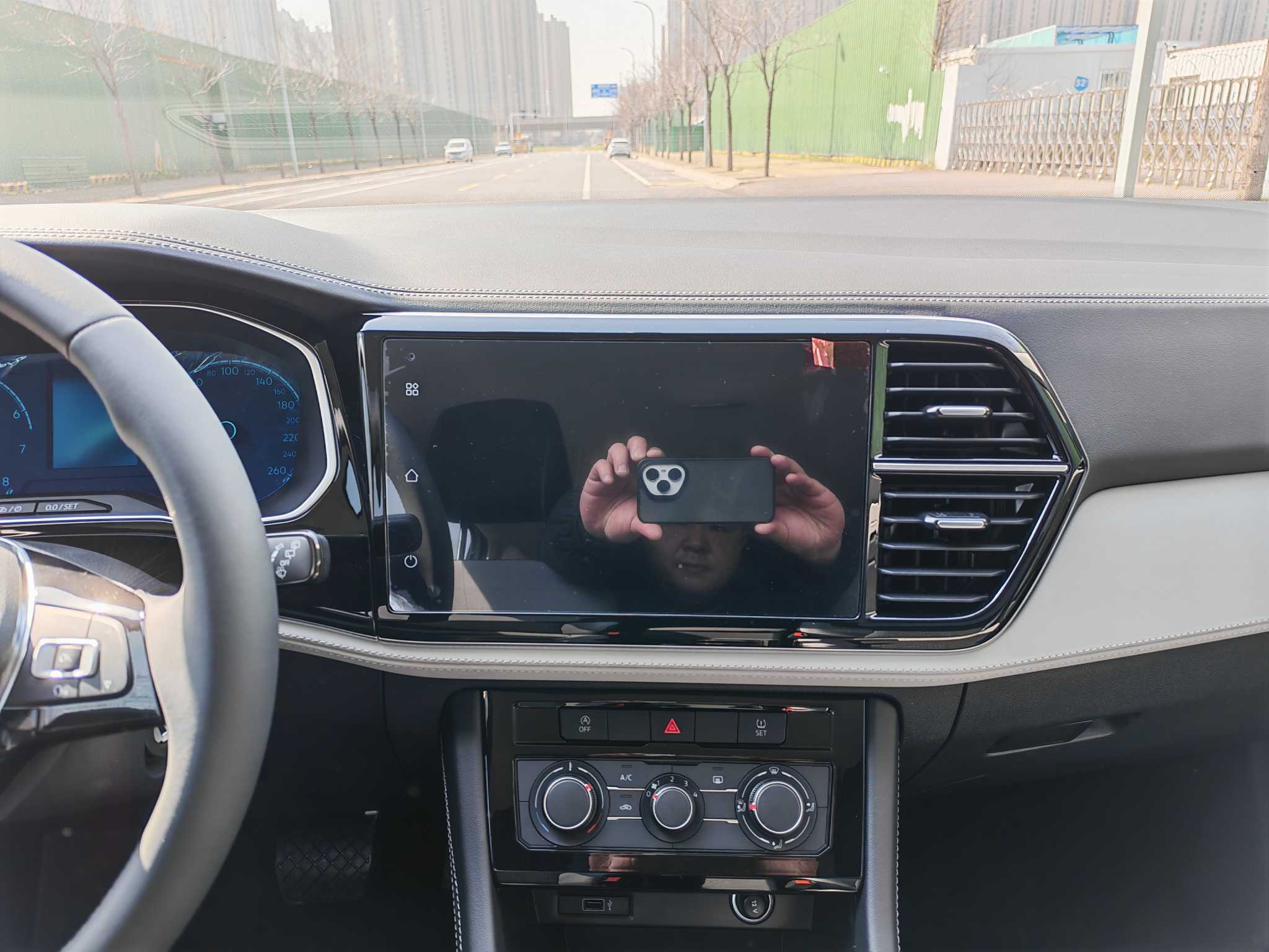 VS5 2025 car image #16