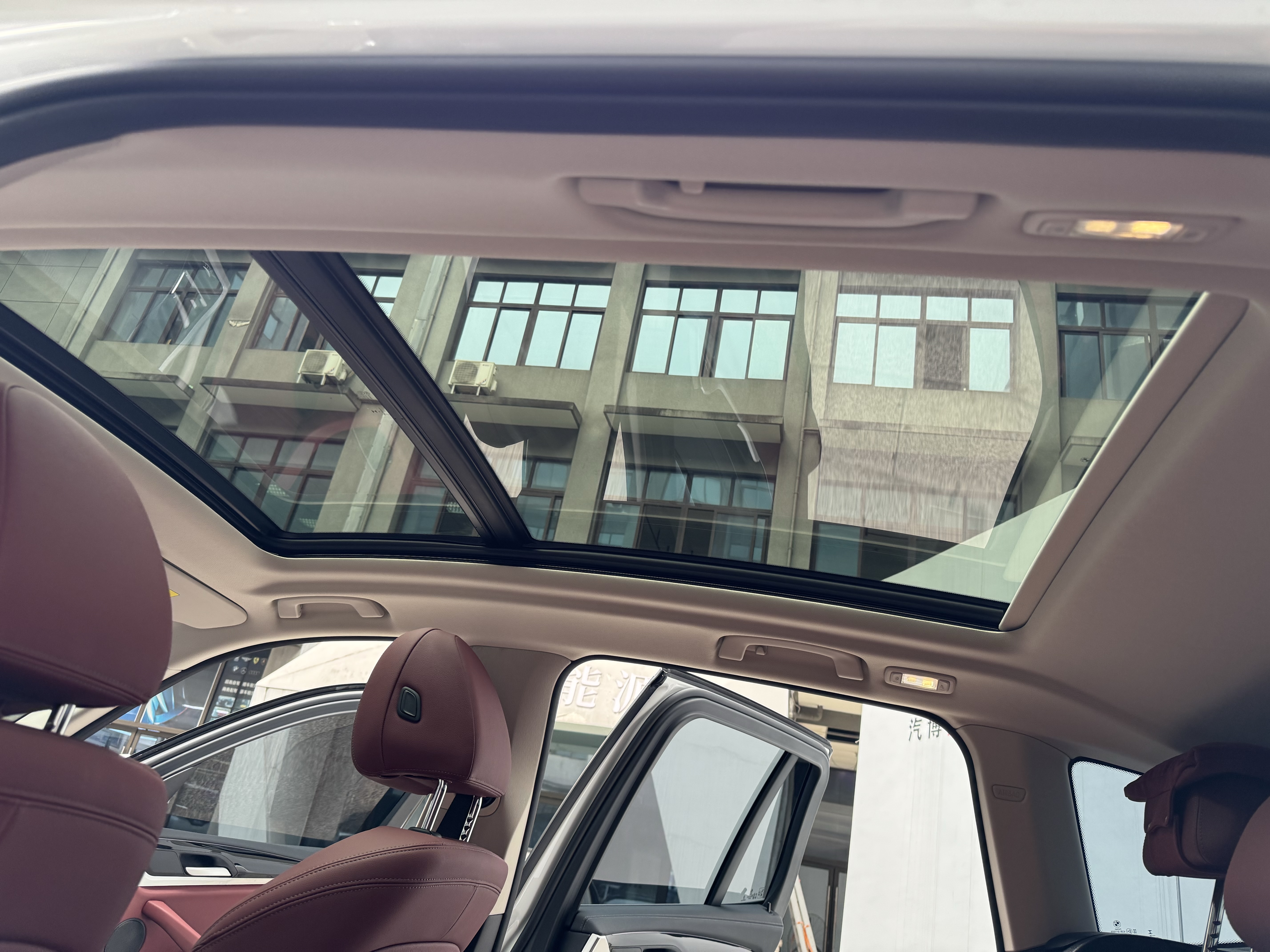 BMW X3 2024 car image #16