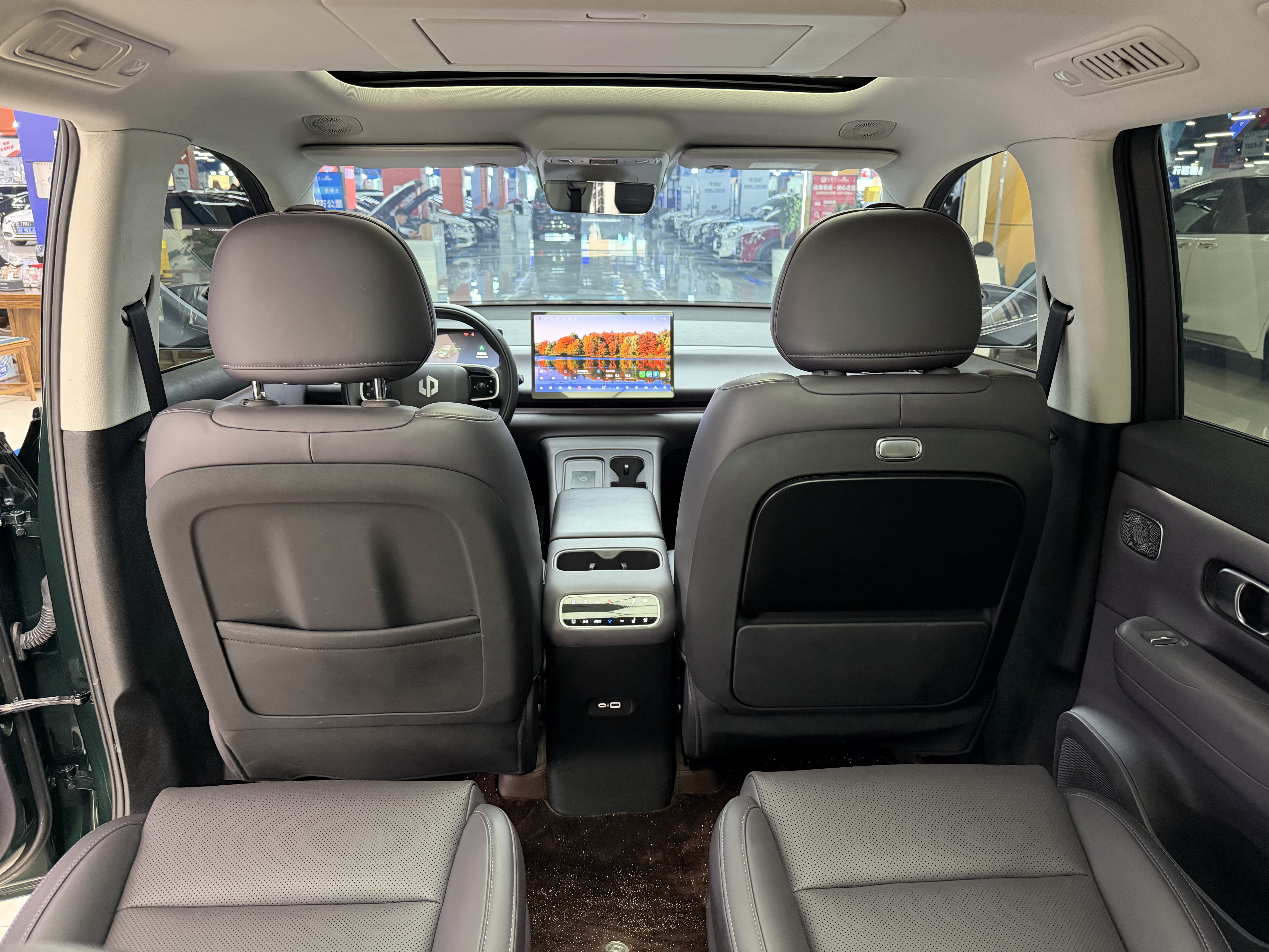 零跑汽车 零跑C16 2024 汽车图片 #16