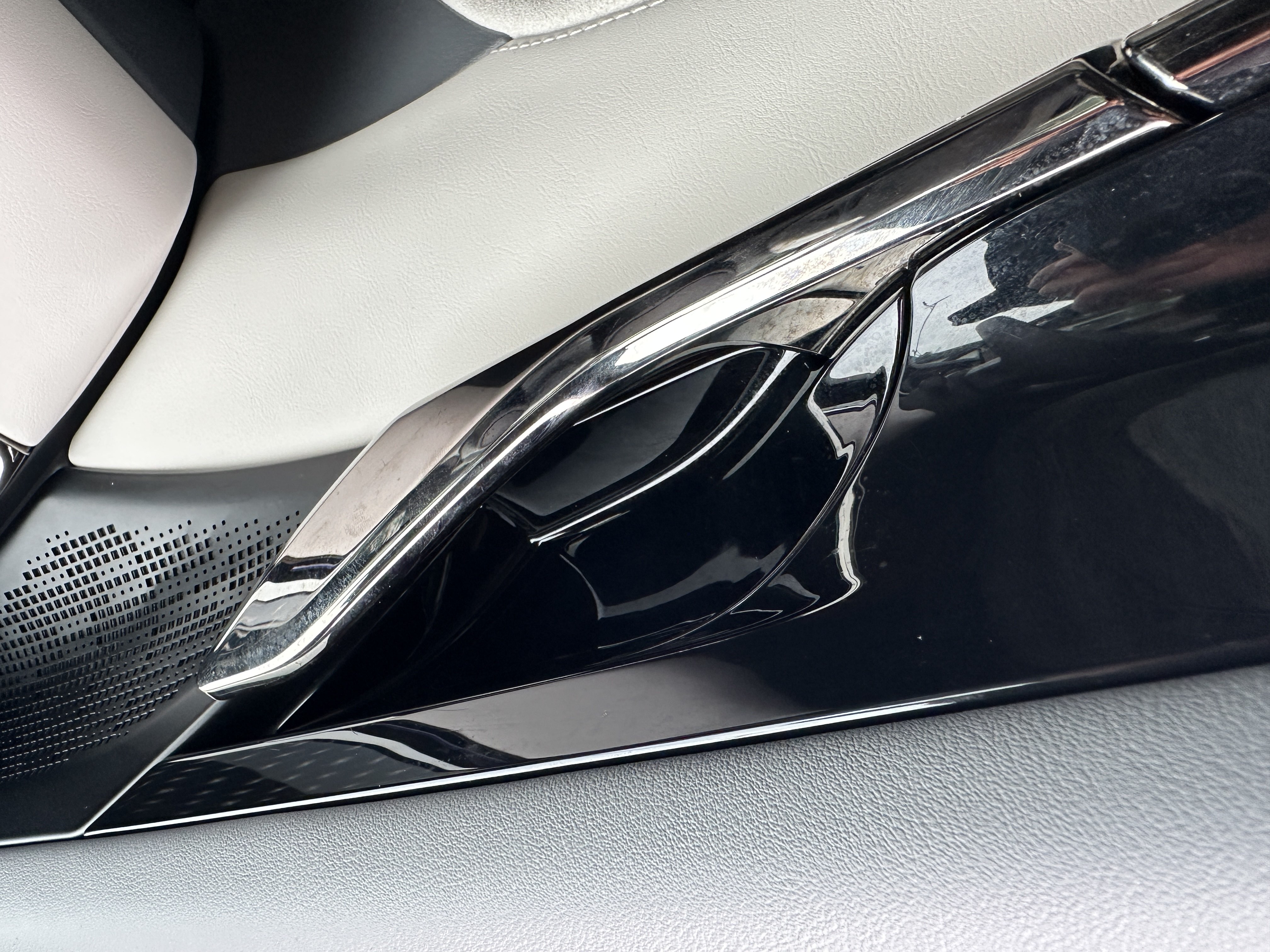 极氪 极氪009 2024 汽车图片 #16