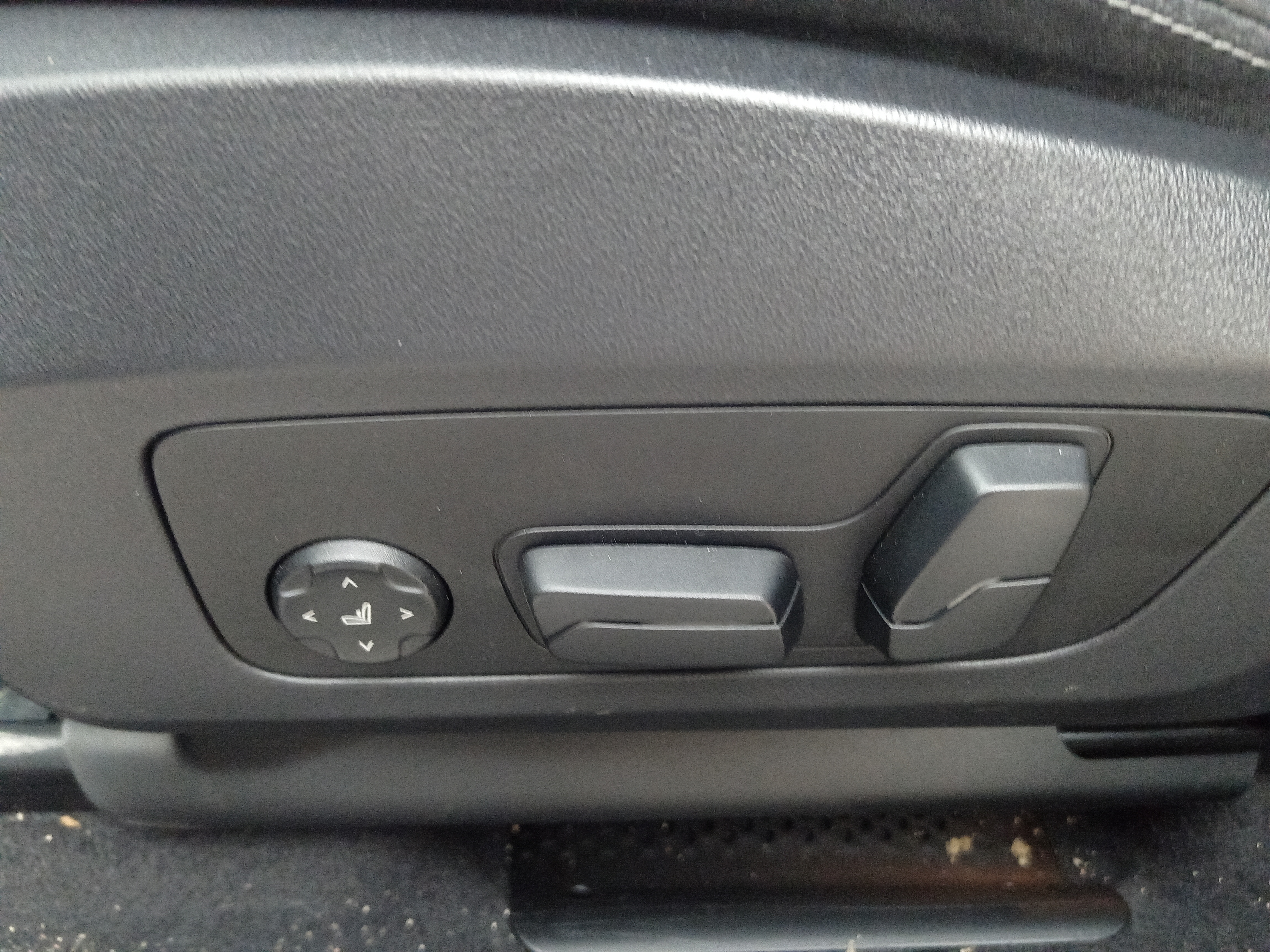 BMW X1 M35Li 2025 #16 BMW X1 M35Li 2025 car image #16