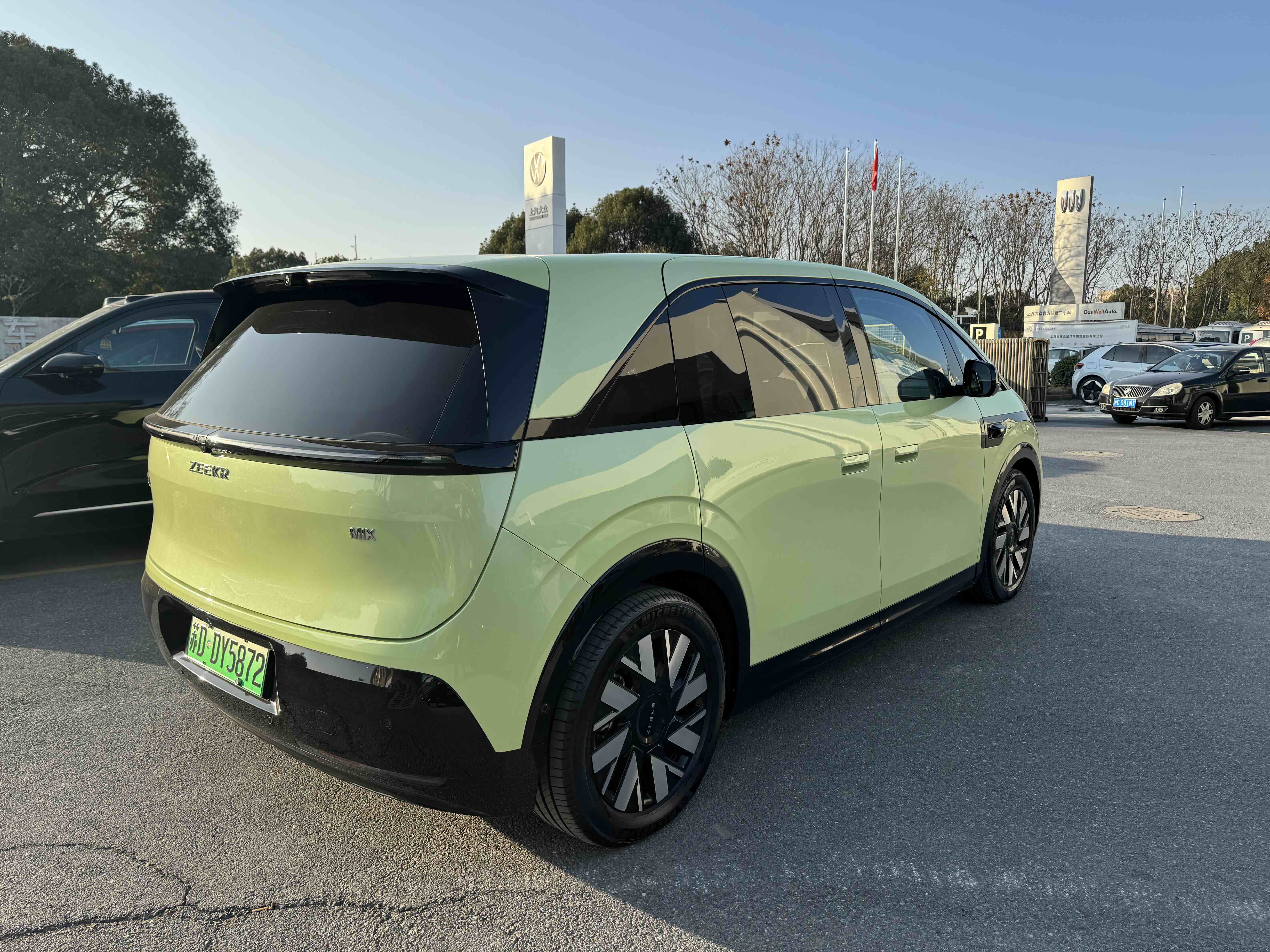 极氪 极氪MIX 2024 汽车图片 #16