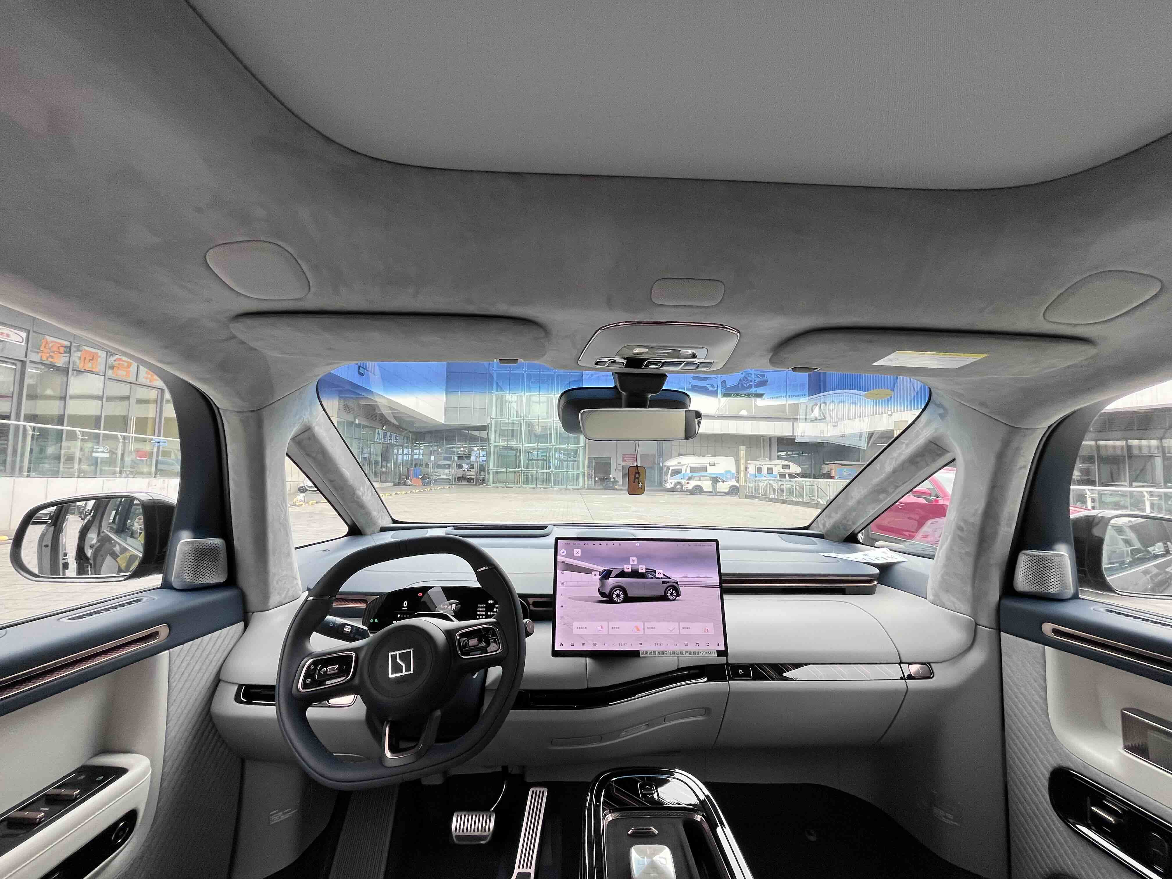 Zeekr MIX 2024 صورة سيارة #16