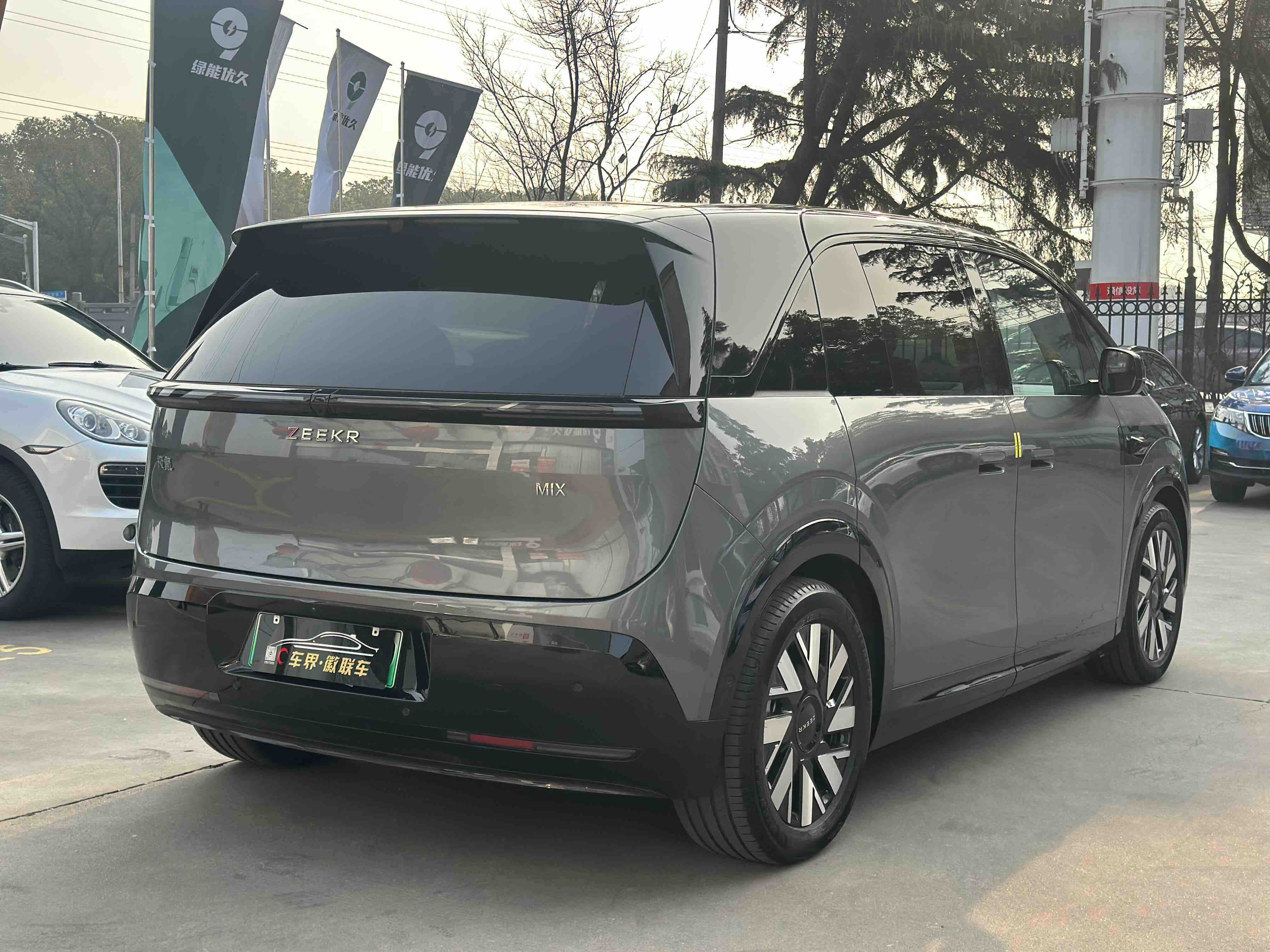 Zeekr MIX 2024 صورة سيارة #16