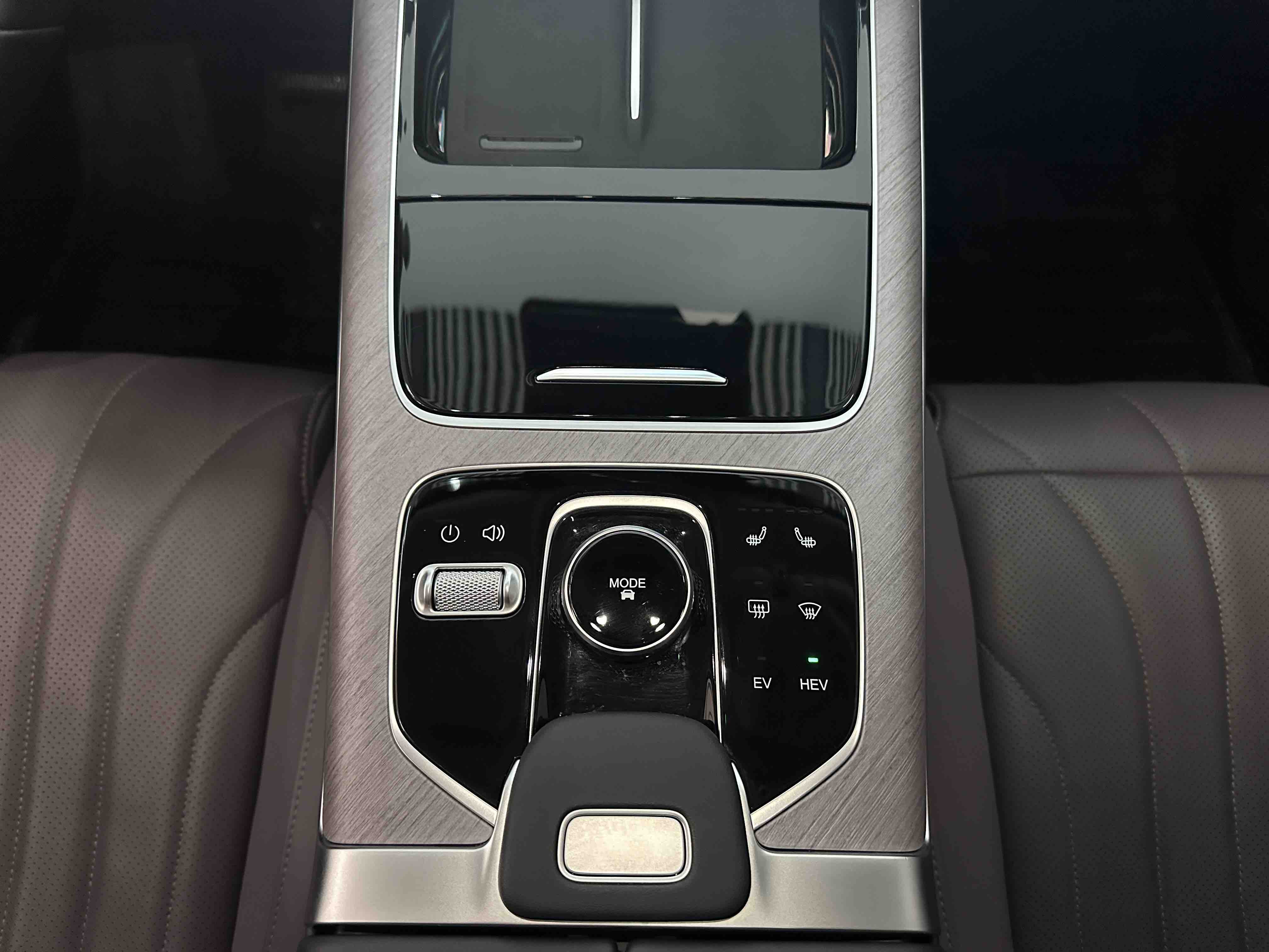 Chery Tiggo9 C-DM 2024 car image #16