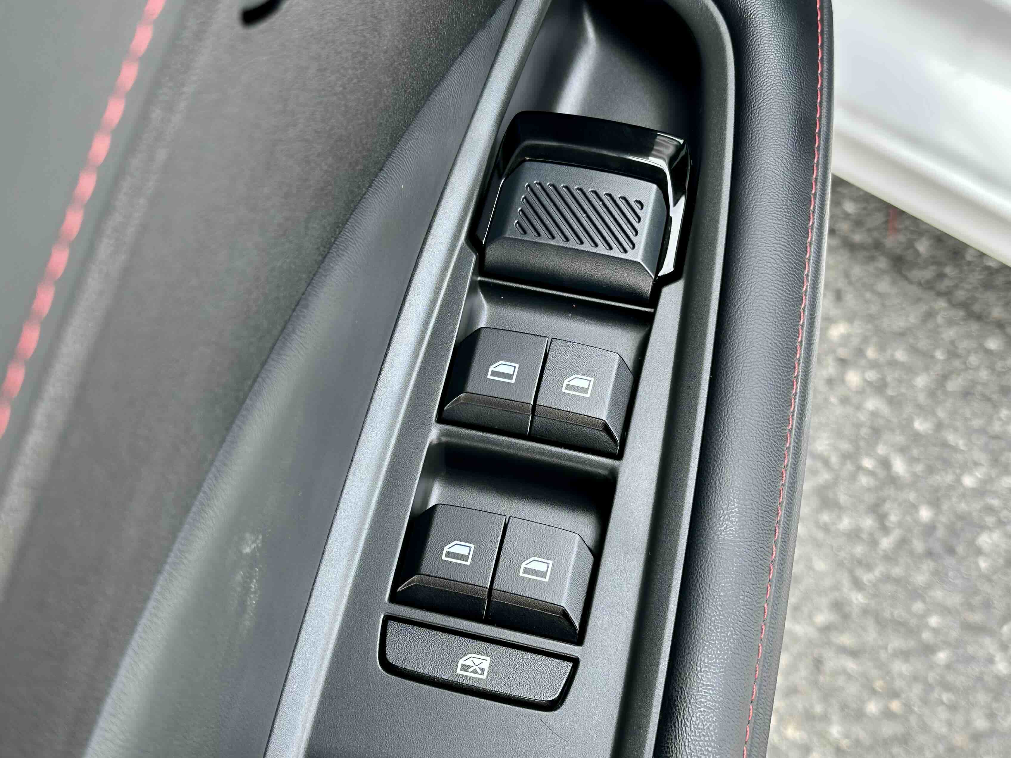 MG 5 2025 #16 MG 5 2025 car image #16
