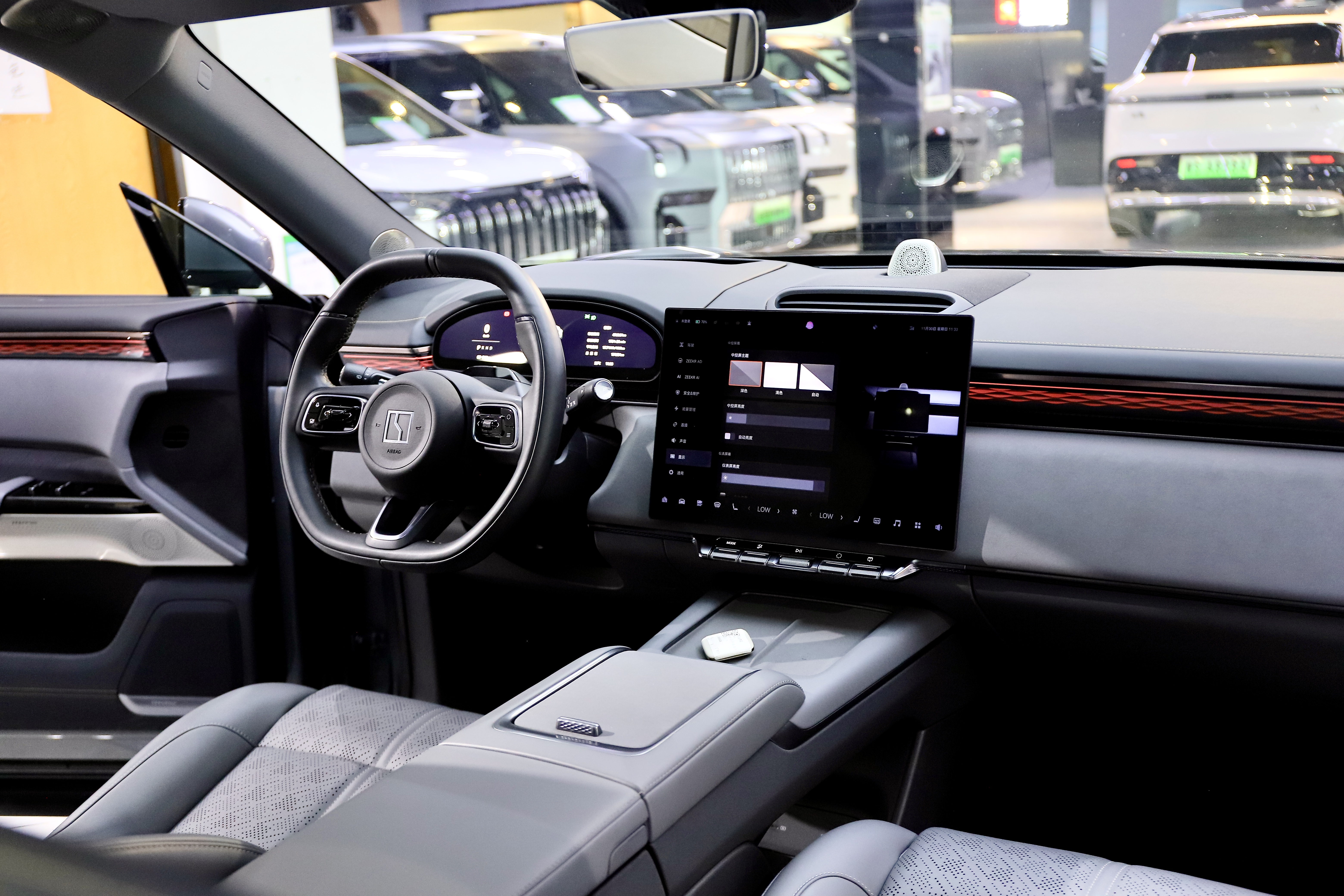 极氪 极氪7X 2024 汽车图片 #16