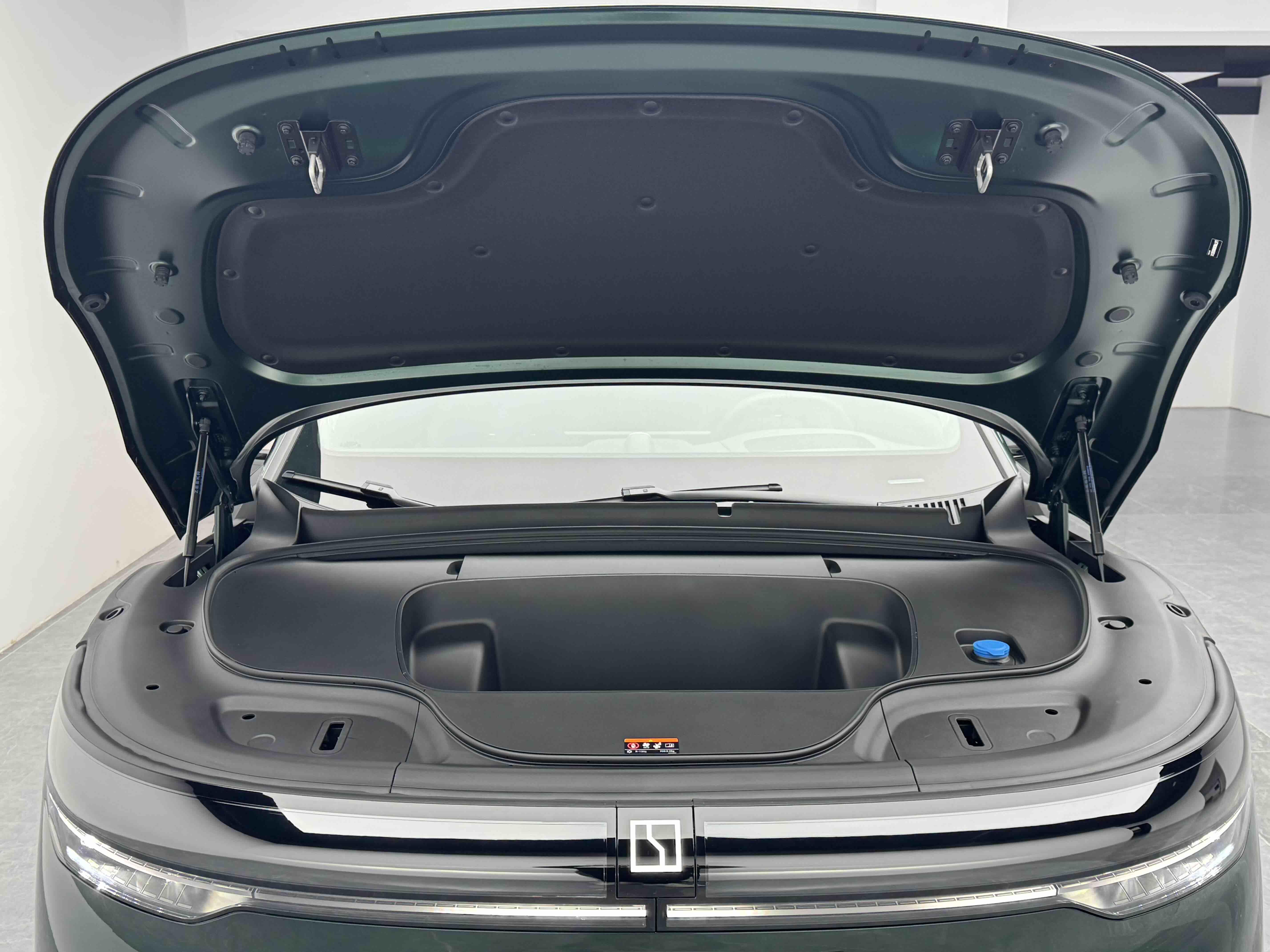 Zeekr 7X 2024 #16 Zeekr 7X 2024 car image #16