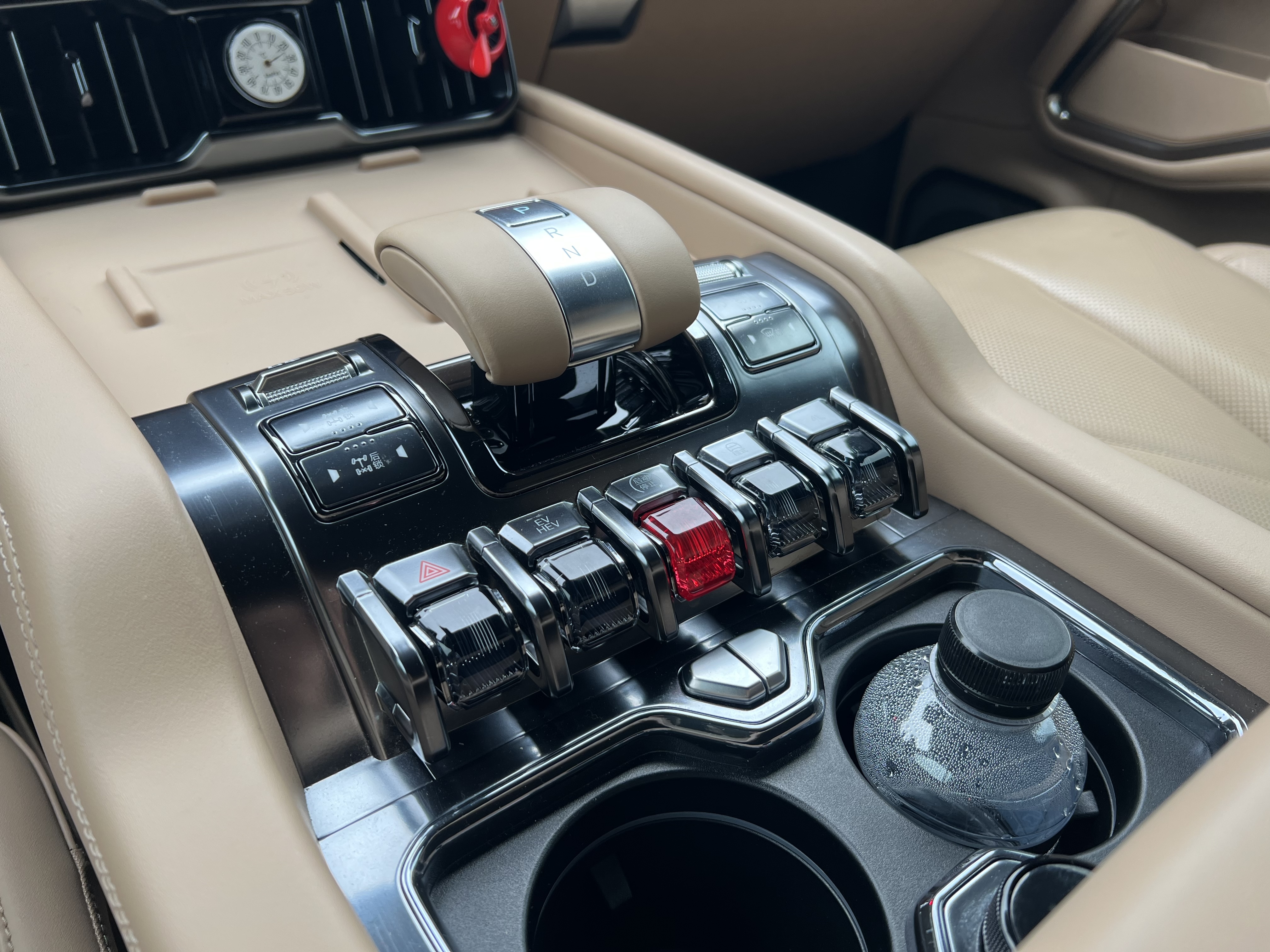 FangChengBao Leopard 8 2024 car image #16