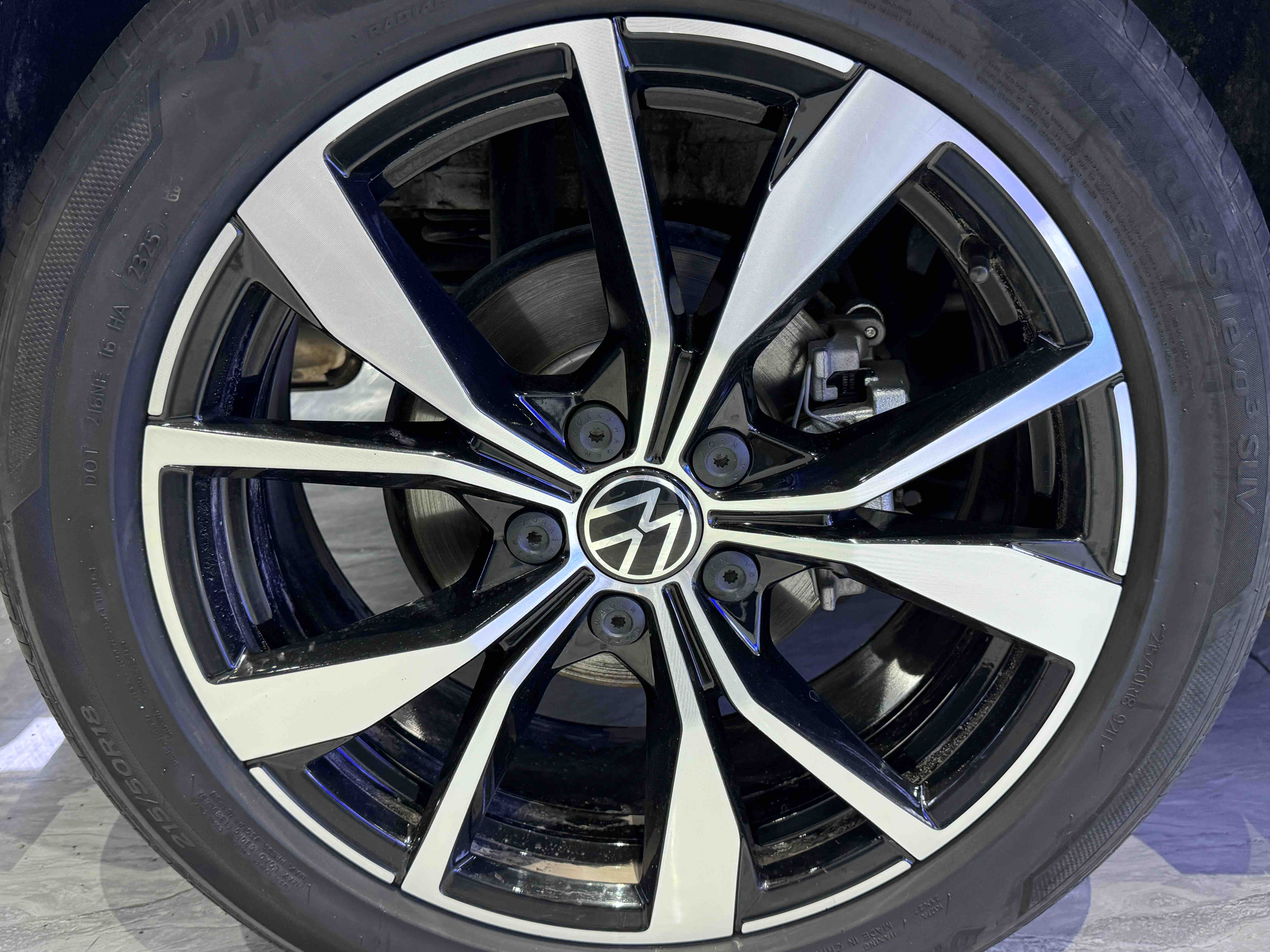 T-Roc 2025 car image #16