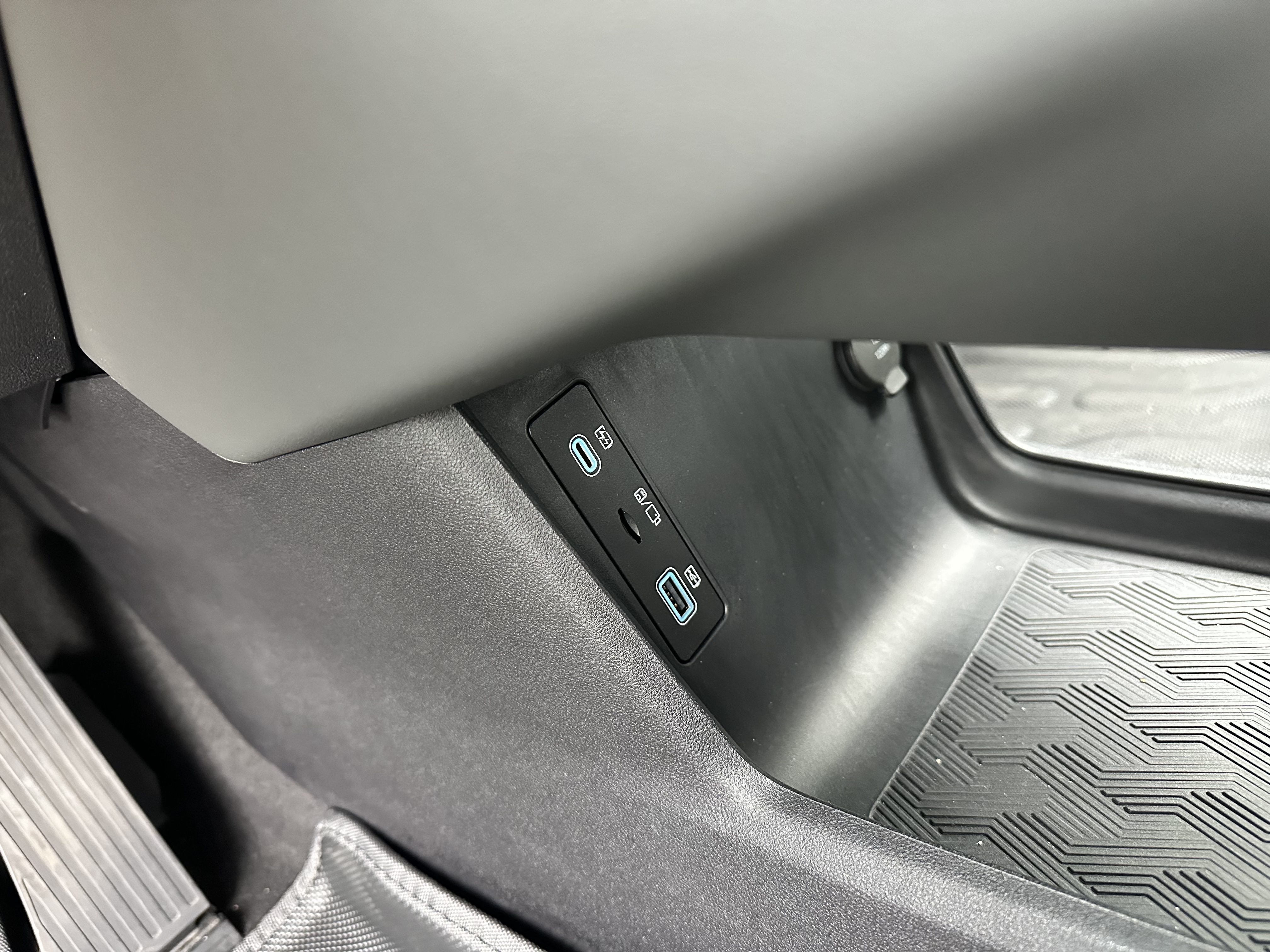 BYD Qin L 2025 car image #16