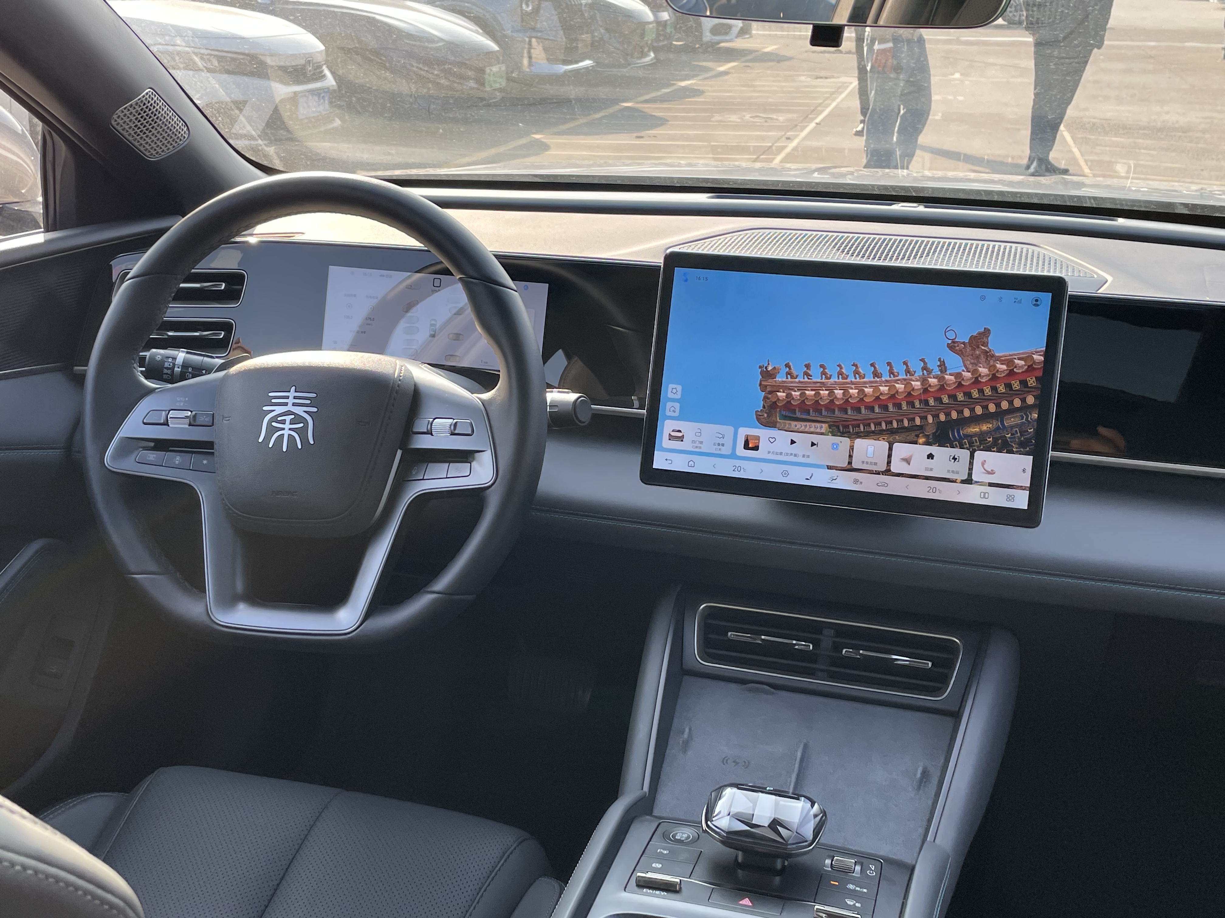 BYD Qin L 2025 immagine di auto #16