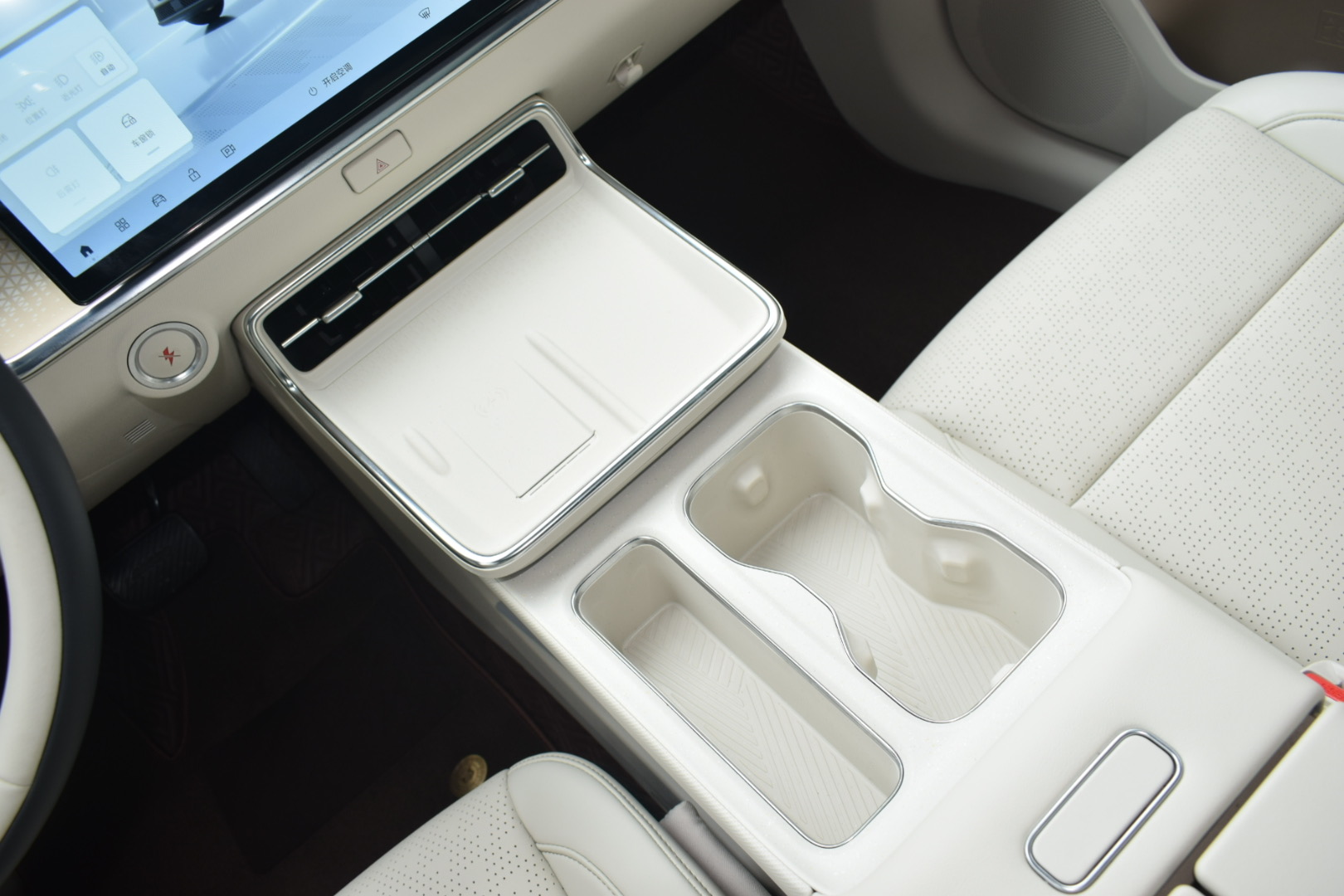 Toyota Bozhi 3X 2025 car image #16