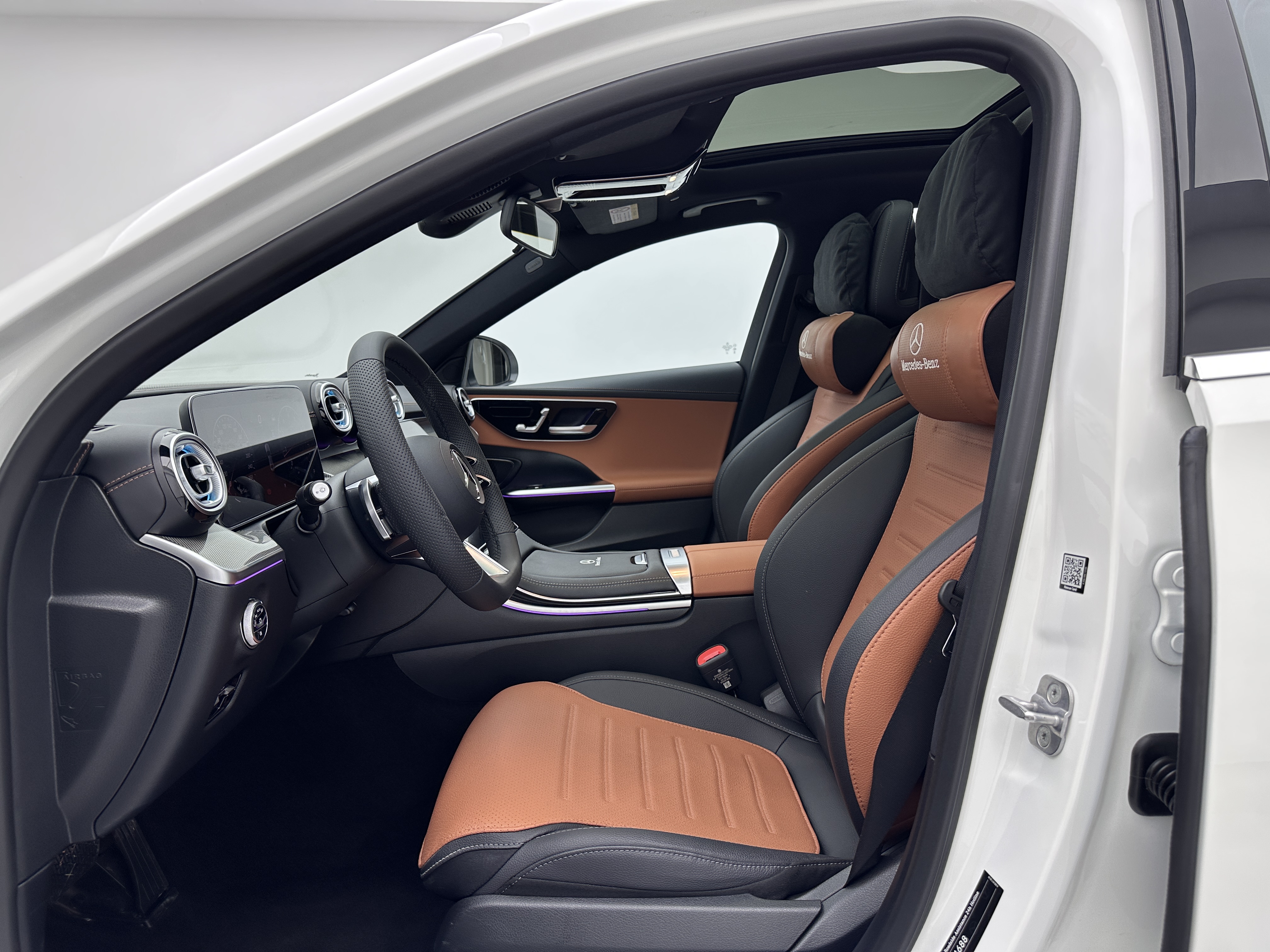 Mercedes-Benz C Class 2025 car image #16