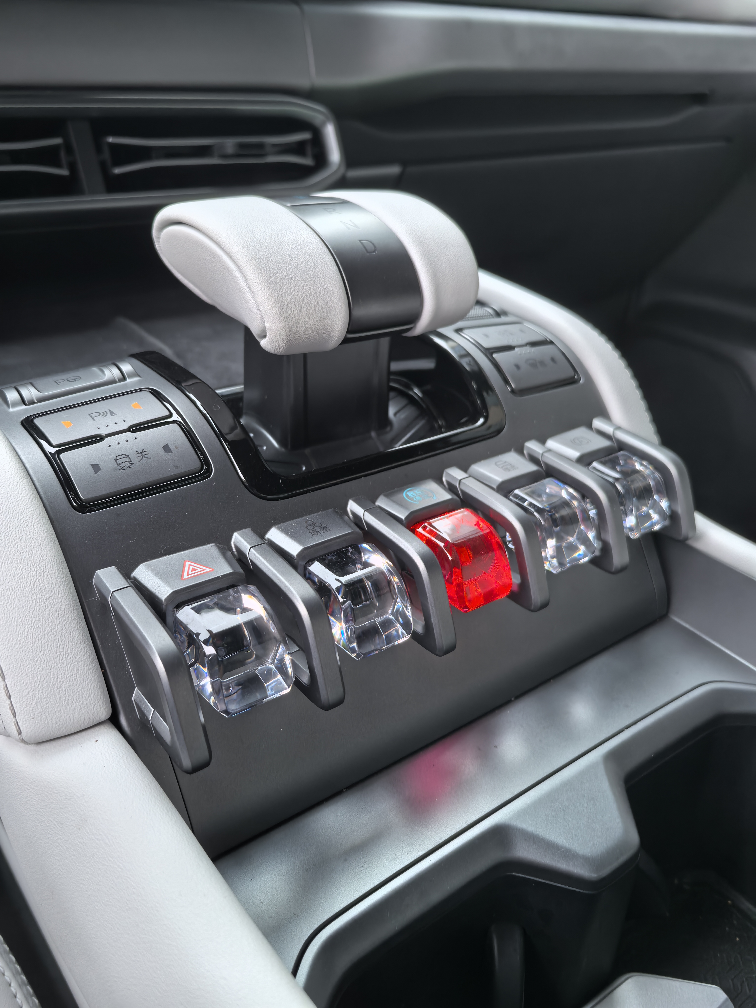 FangChengBao Tiger 3 2025 car image #16