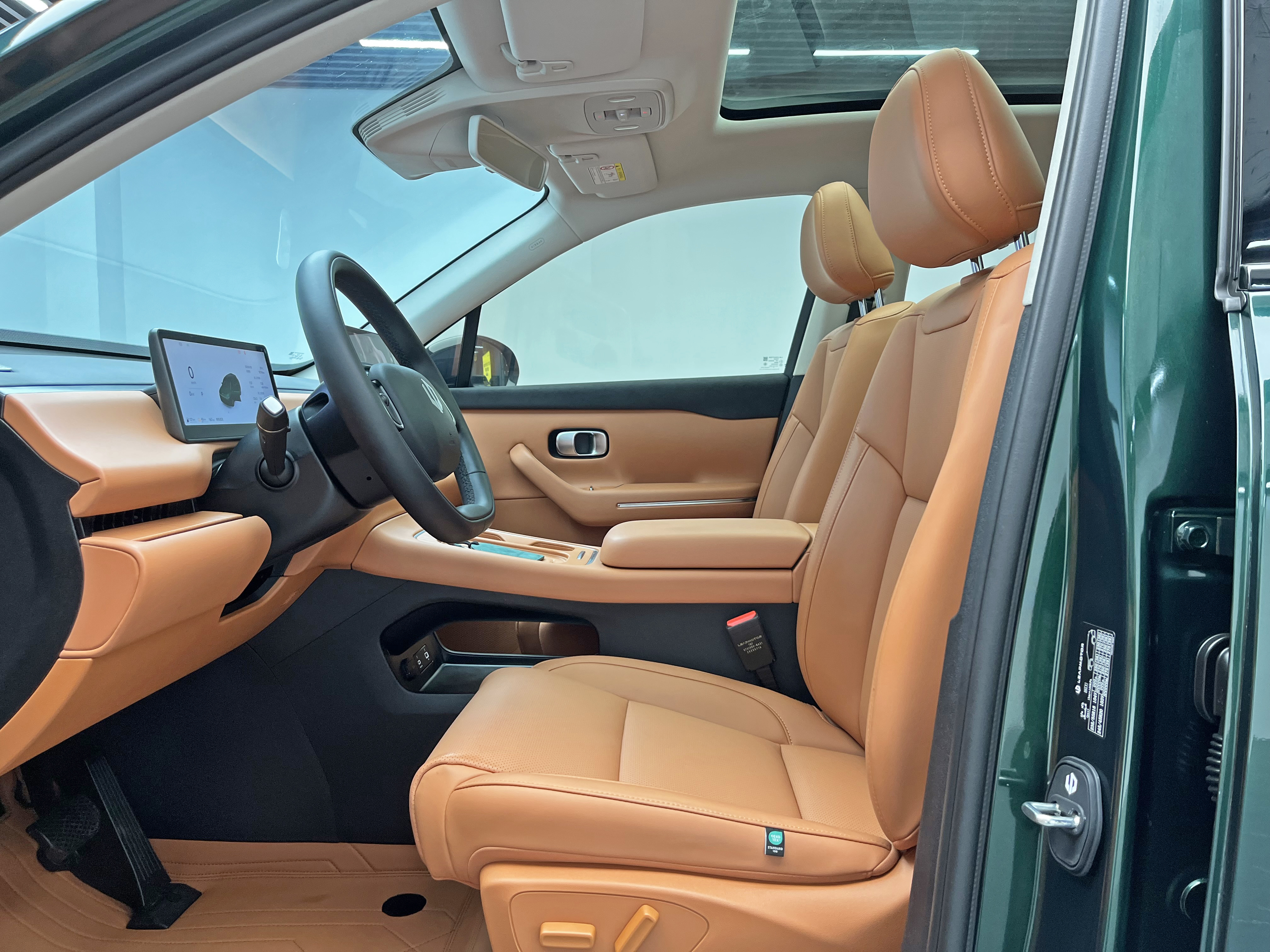 零跑汽车 零跑C10 2025 汽车图片 #16