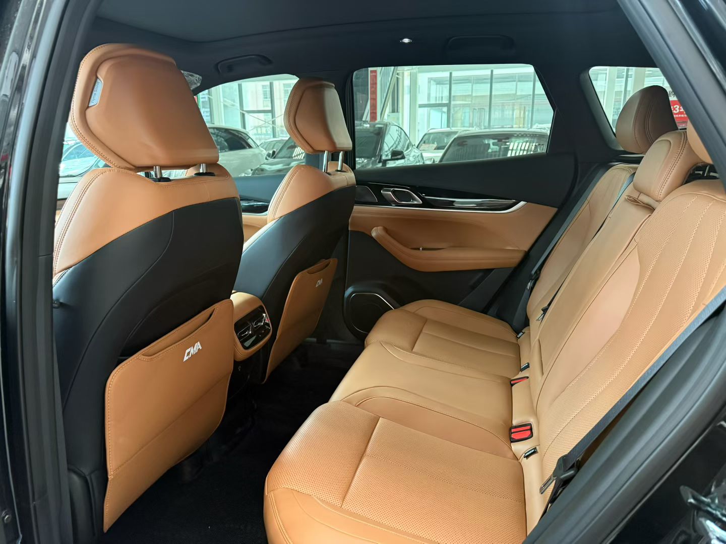 GEELY Boyue L 2025 immagine di auto #16