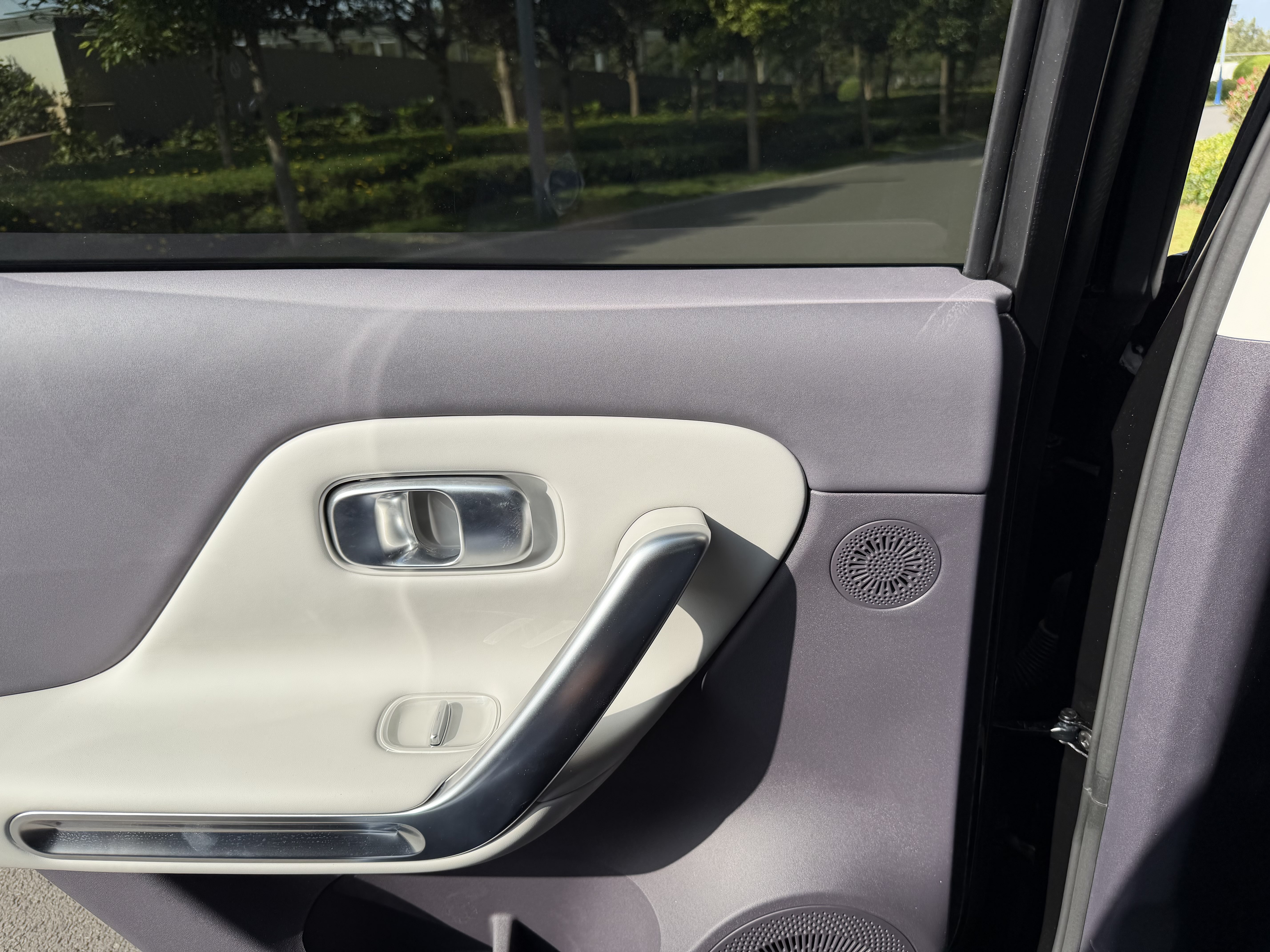 零跑汽车 零跑B01 2025 汽车图片 #16