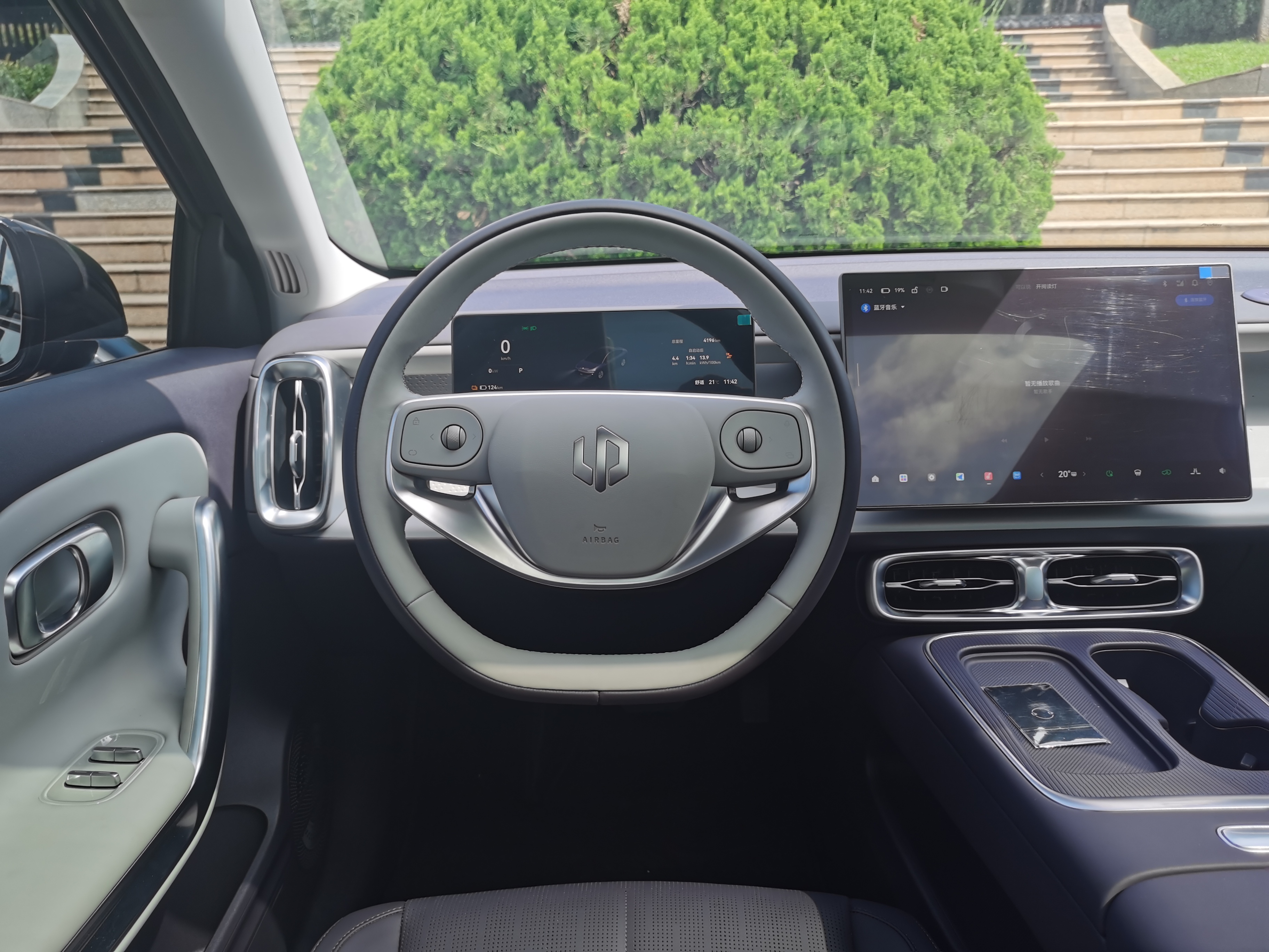 零跑汽车 零跑B01 2025 汽车图片 #16