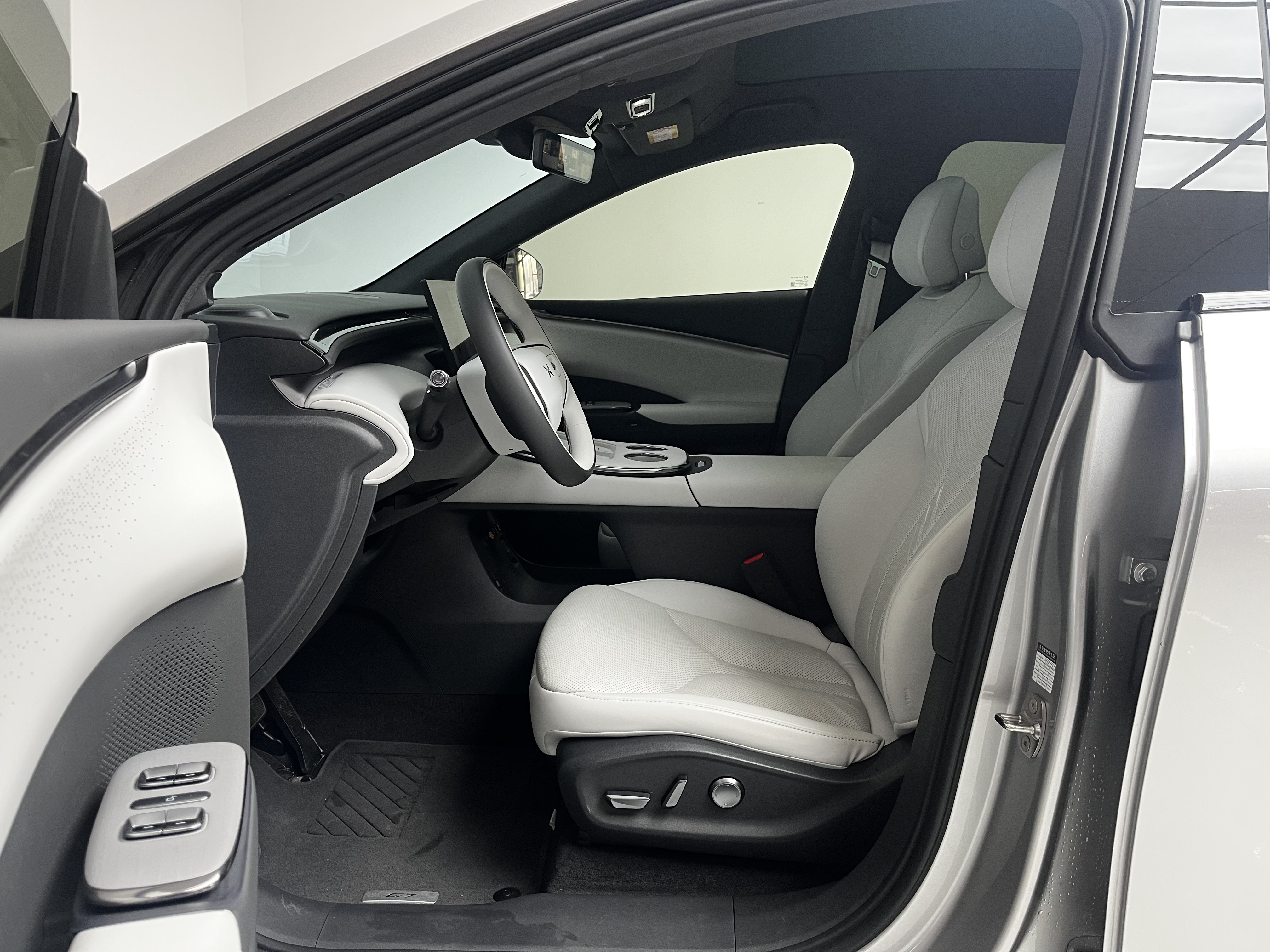 Xpeng G7 2025 #16 Xpeng G7 2025 car image #16