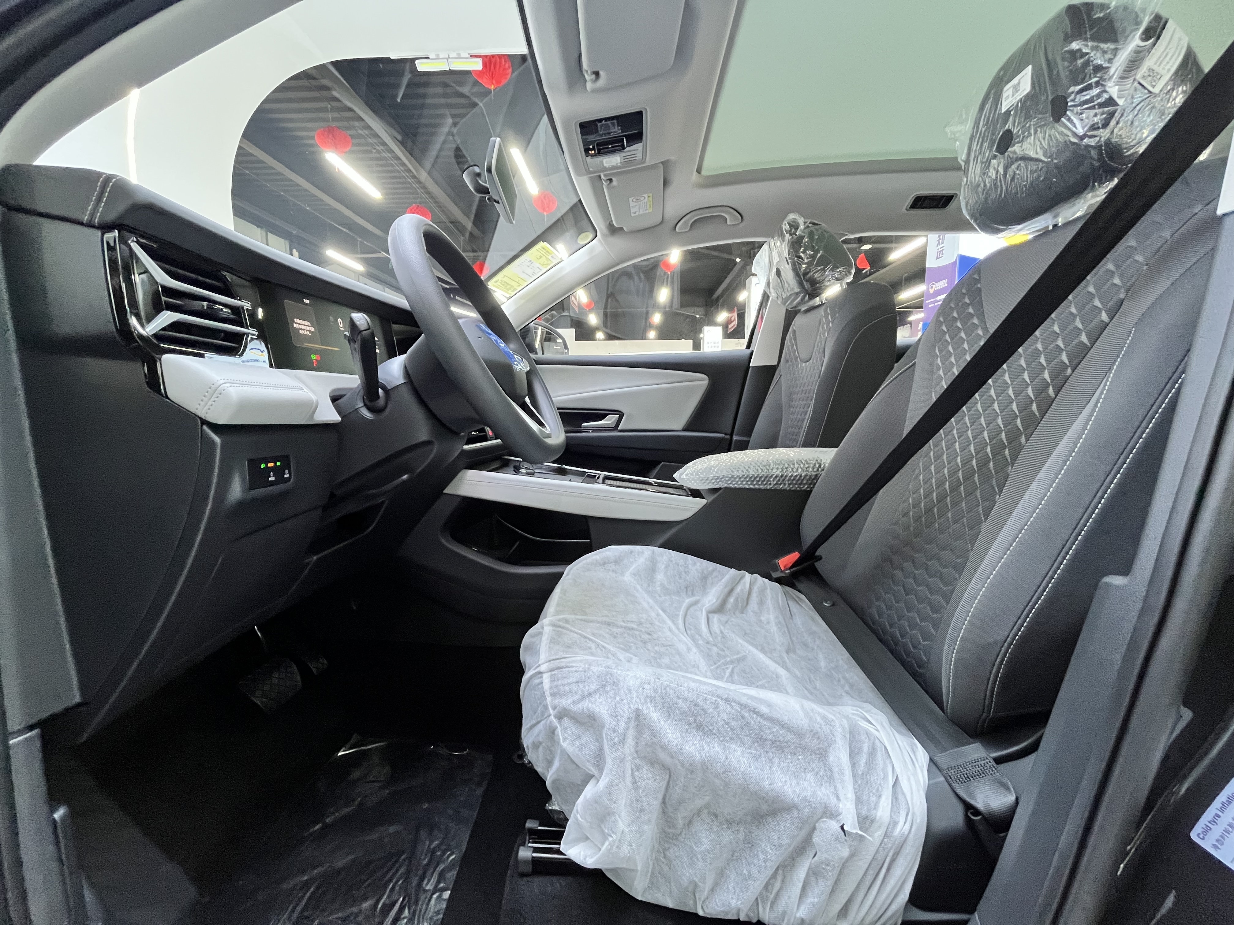 Jetta VS8 2026 car image #16