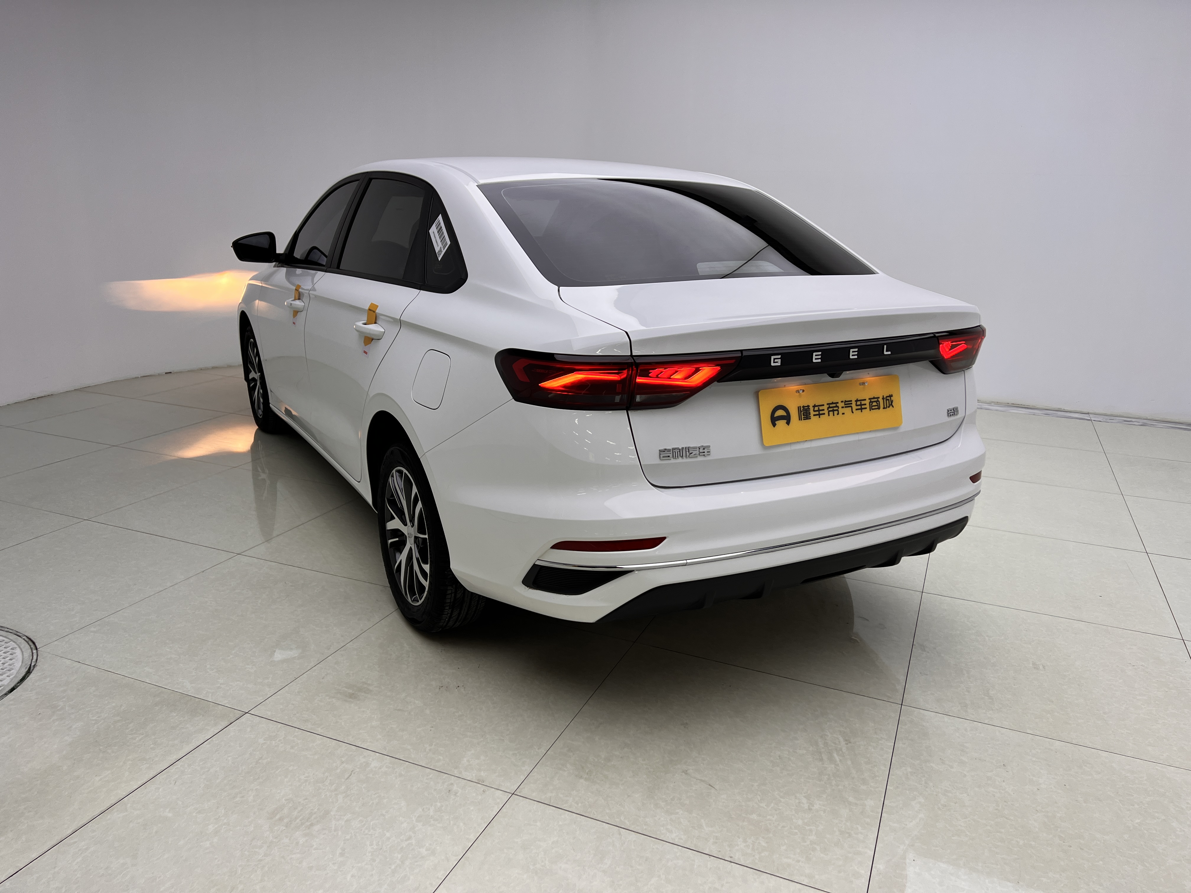 GEELY 2025 car image #16