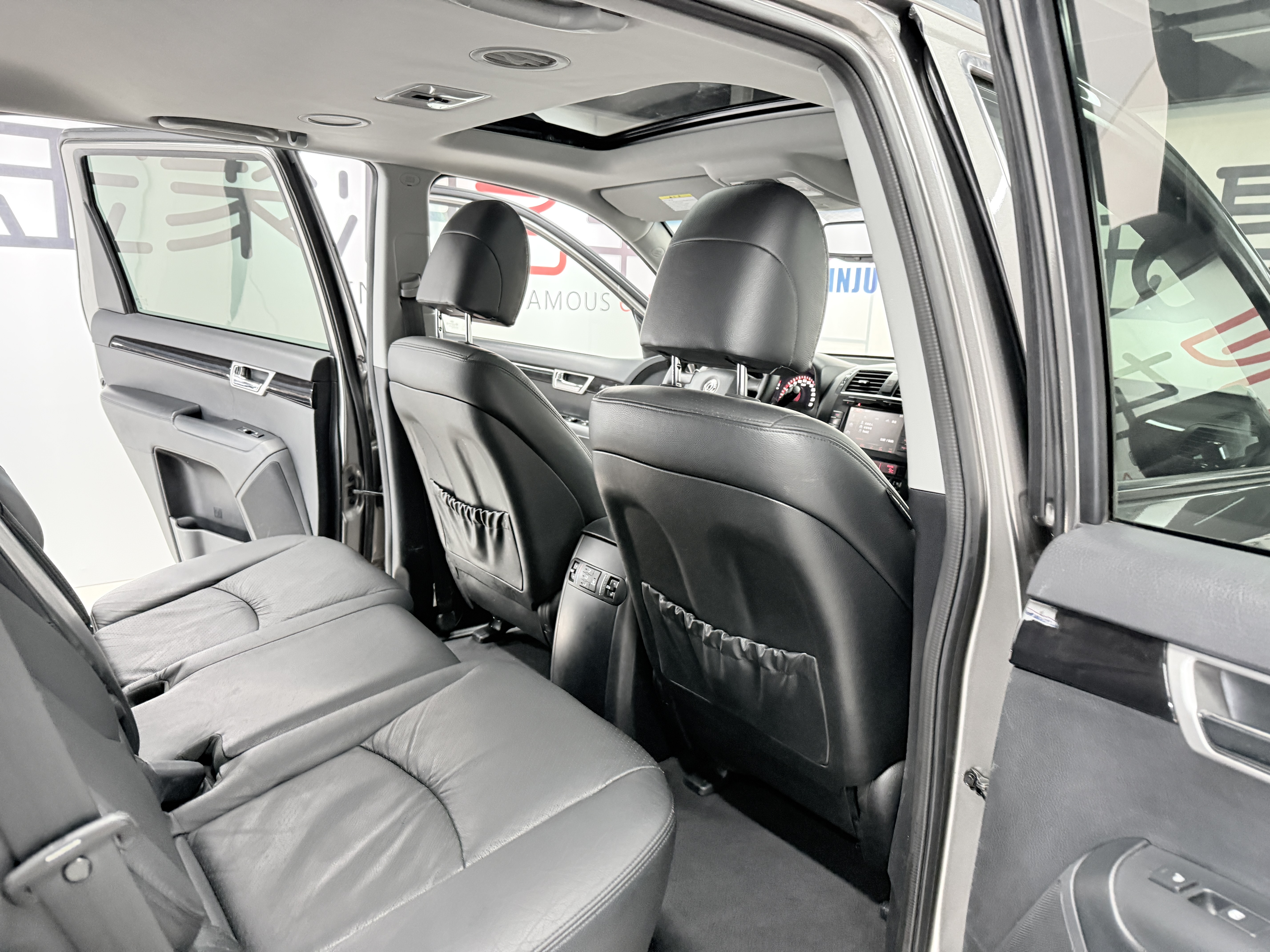 起亚 霸锐 2010 汽车图片 #16