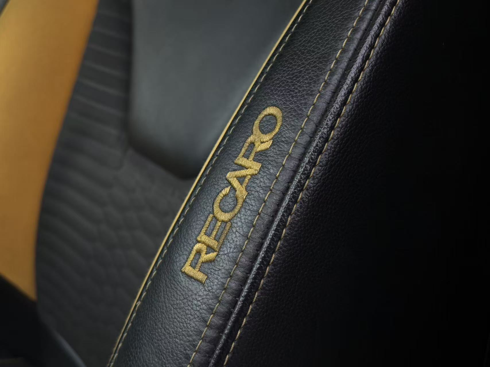 Ford Focus (Imported) 2013 car image #16