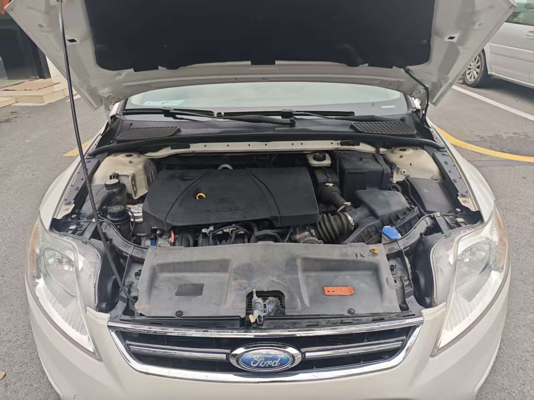 Ford Zhisheng 2014 #16 Ford Zhisheng 2014 car image #16