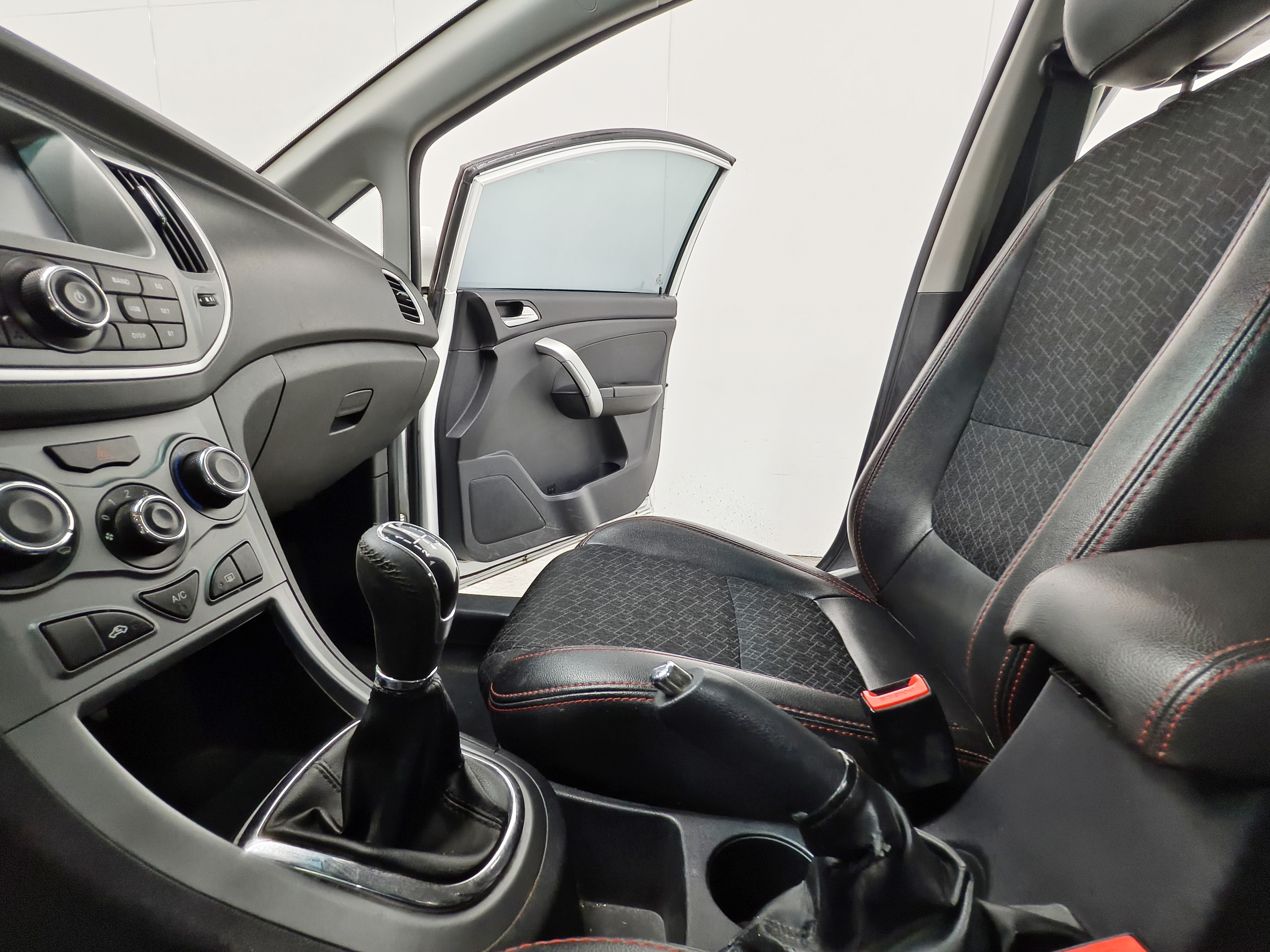 Kaiyi C3 2015 car image #16