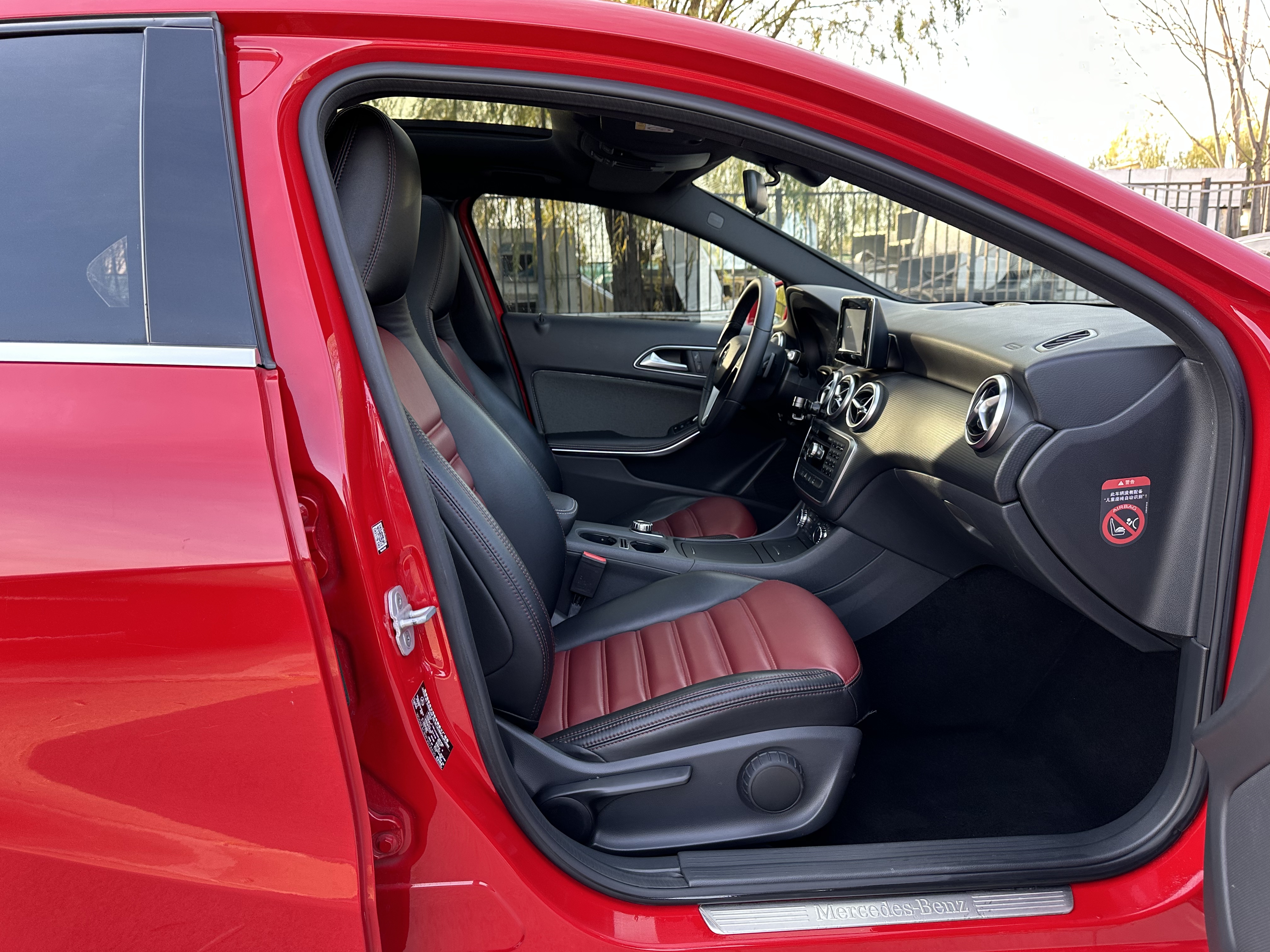 Toyota Sienna 2015 #16 Toyota Sienna 2015 car image #16