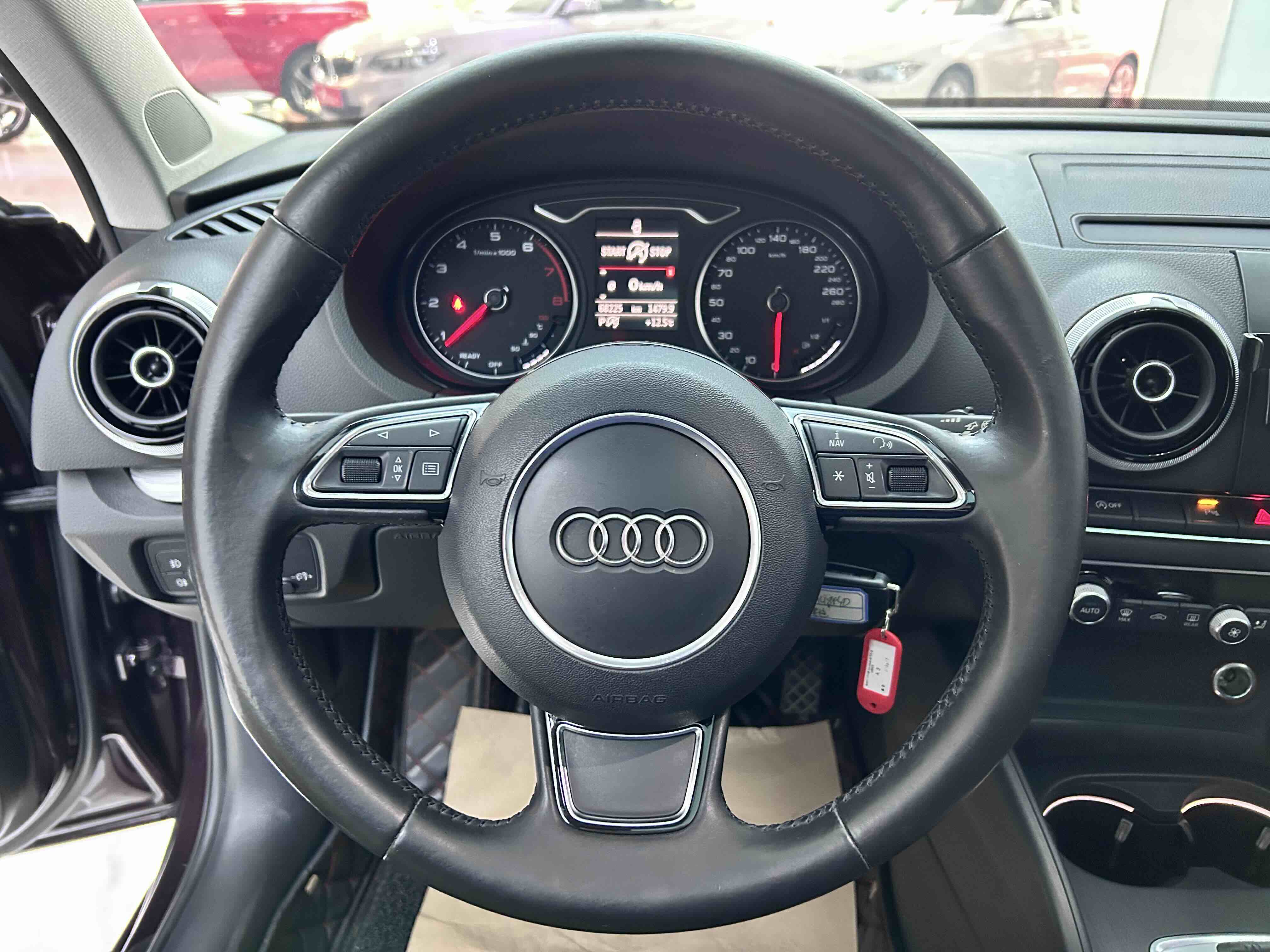 Audi A3 2019 car image #16