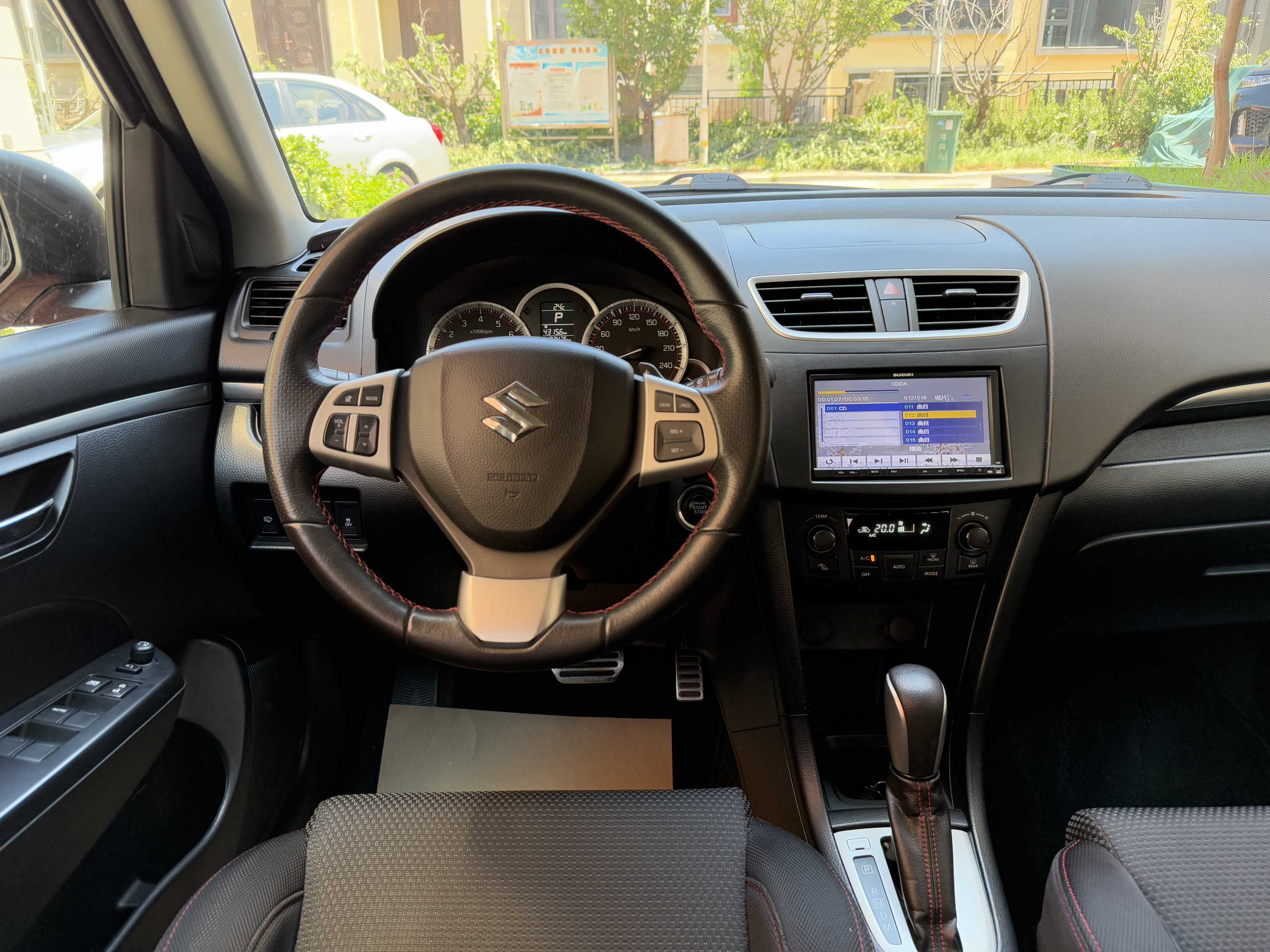 Suzuki Swift Sport 2016 imagem de carro #16