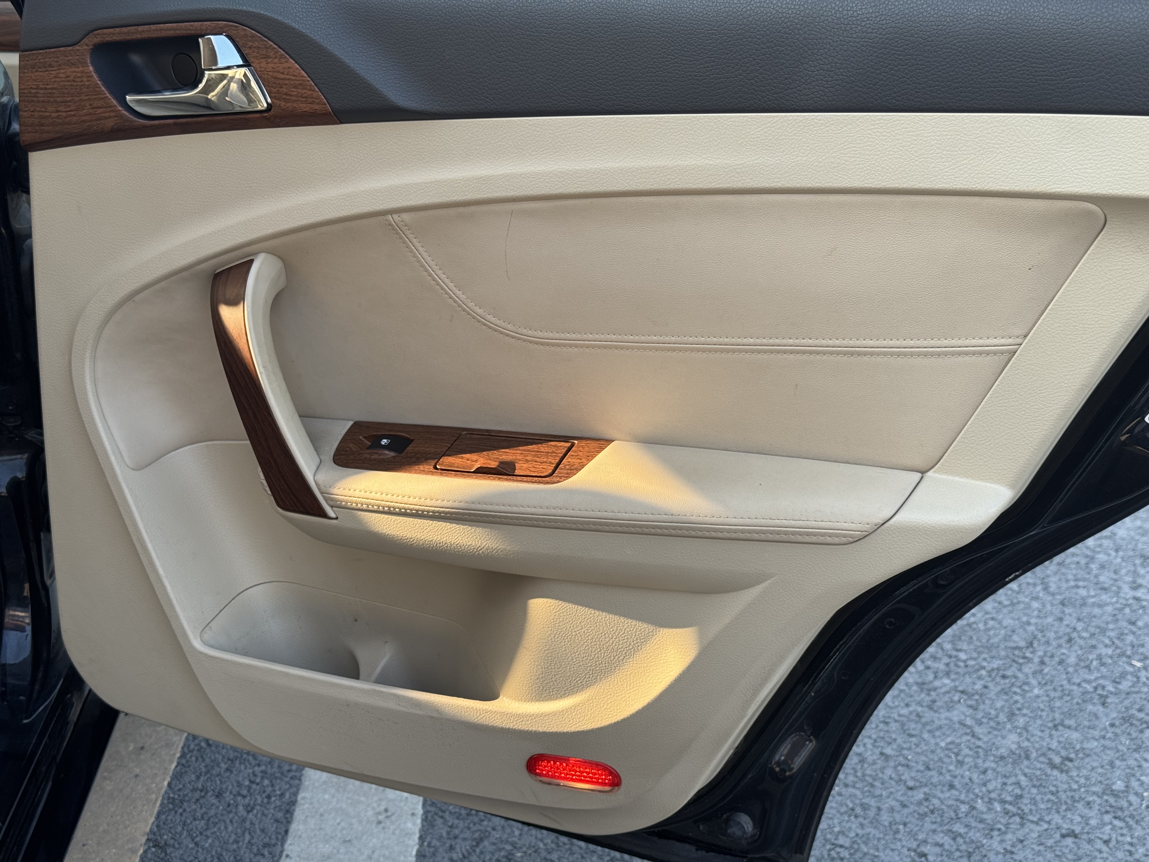 GAC Trumpchi GA5 2013 #16 GAC Trumpchi GA5 2013 car image #16