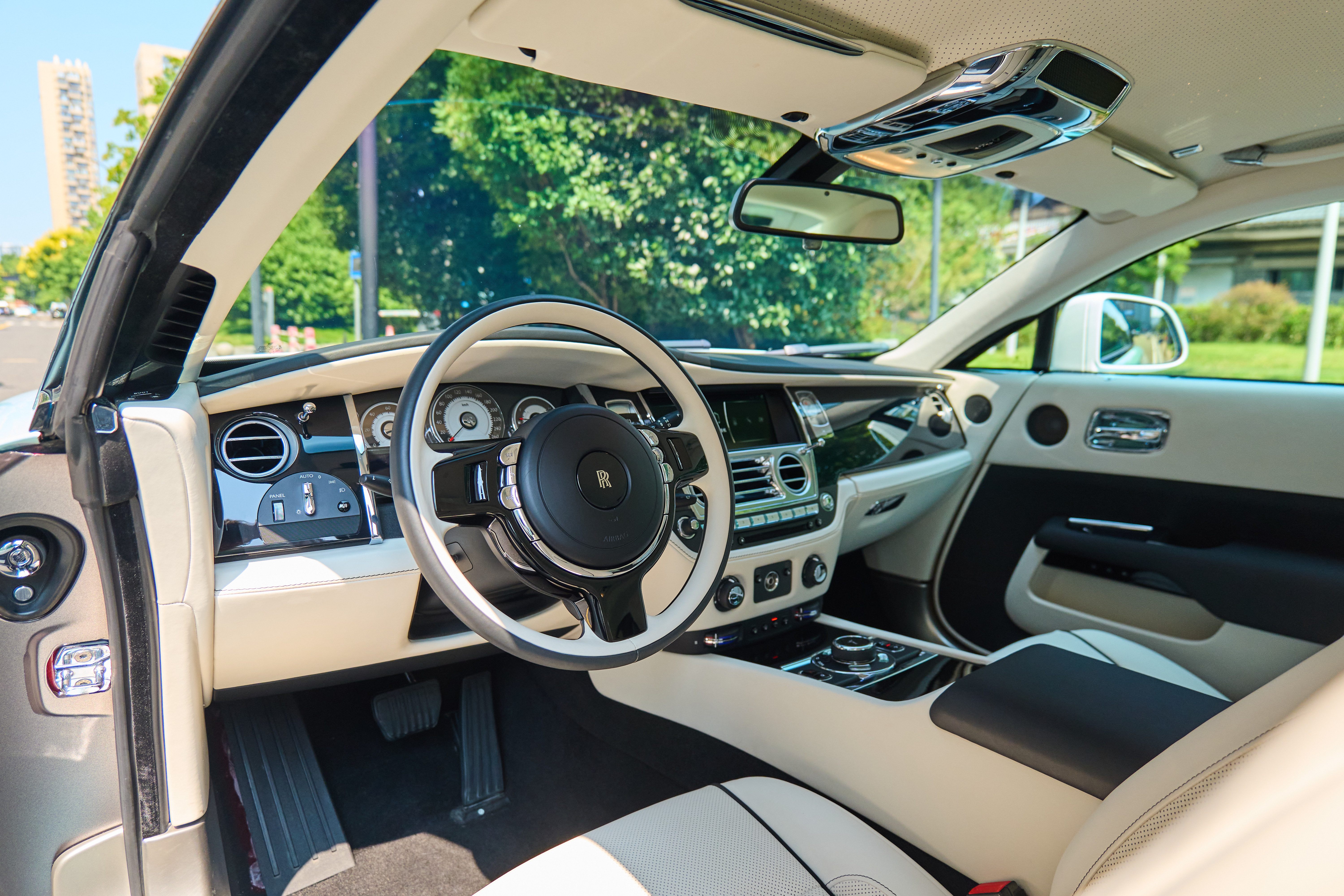 劳斯莱斯 魅影 2015 #16 劳斯莱斯 魅影 2015 汽车图片 #16