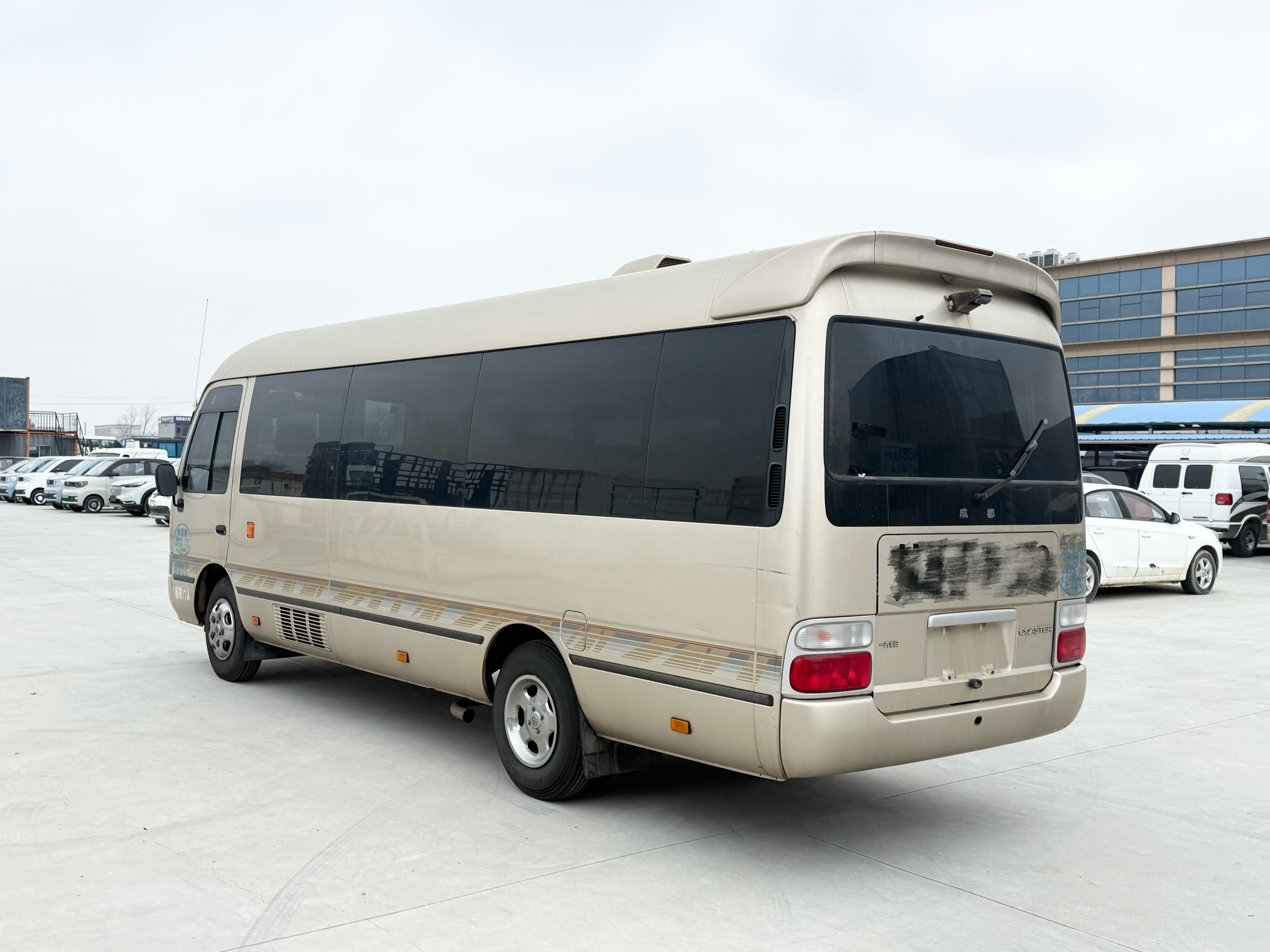 Toyota Coaster 2011 imagen de coche #16