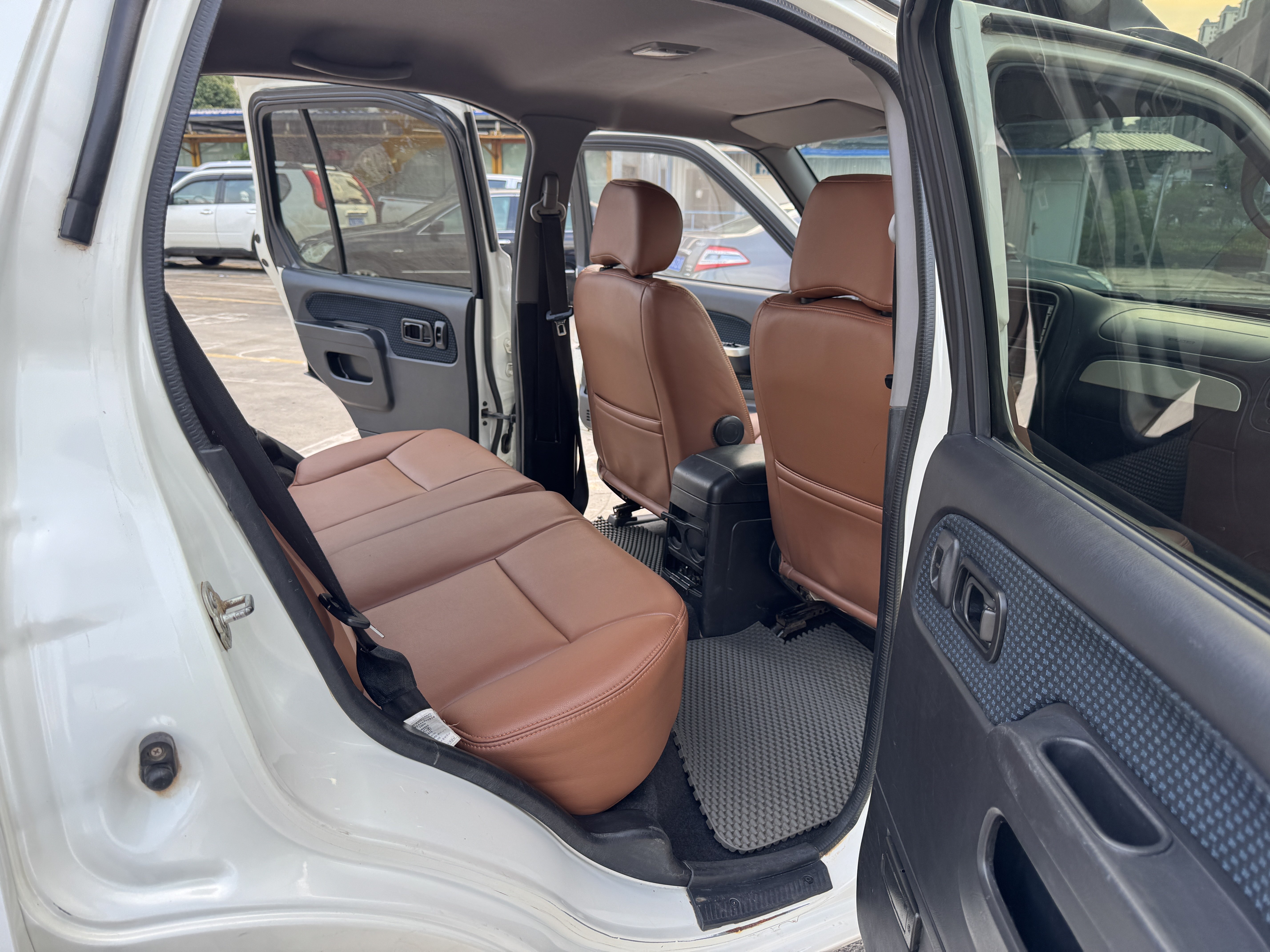 日产 日产帕拉丁 2016 汽车图片 #16