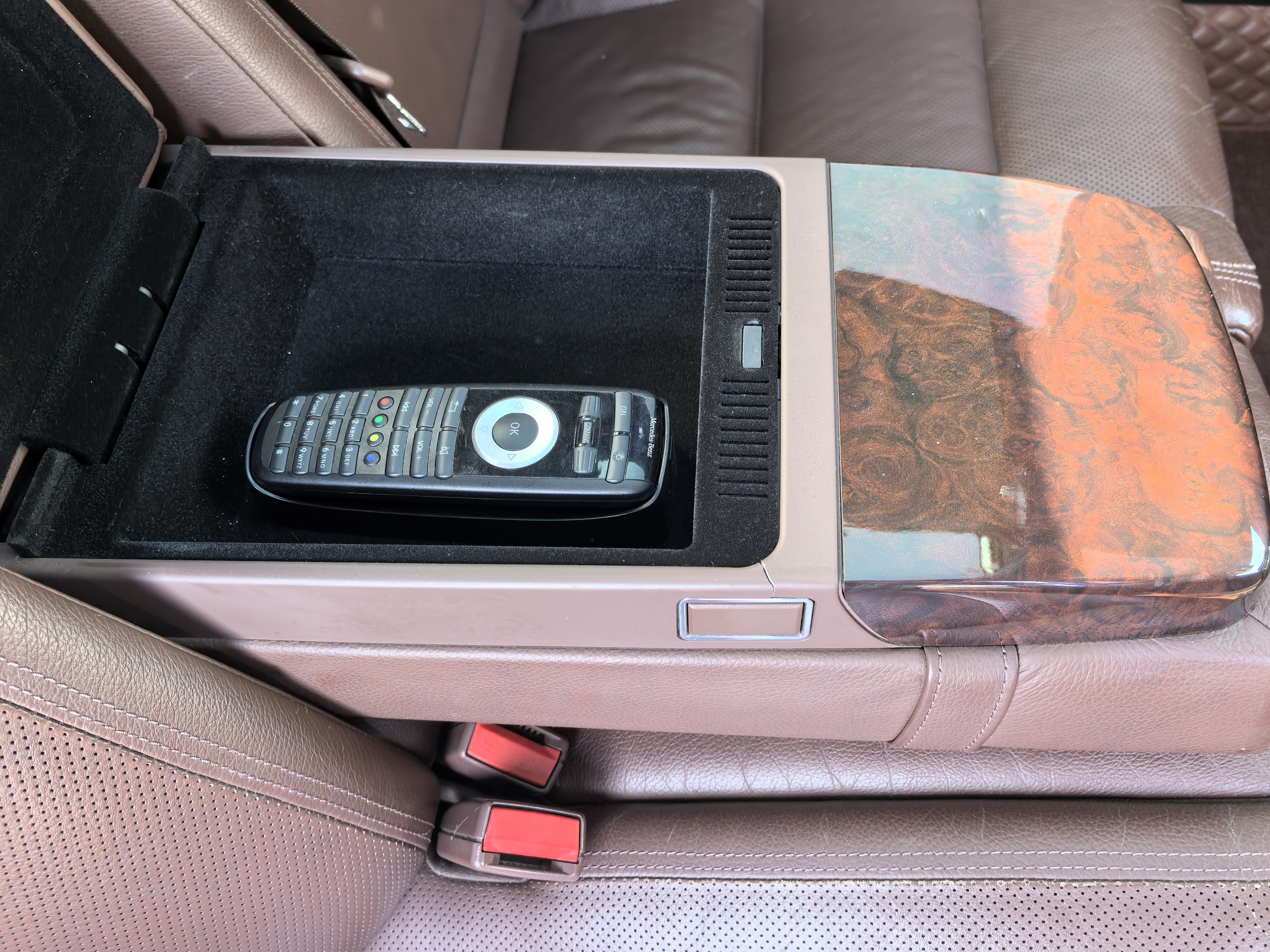 Mercedes-Benz S Class 2012 صورة سيارة #16