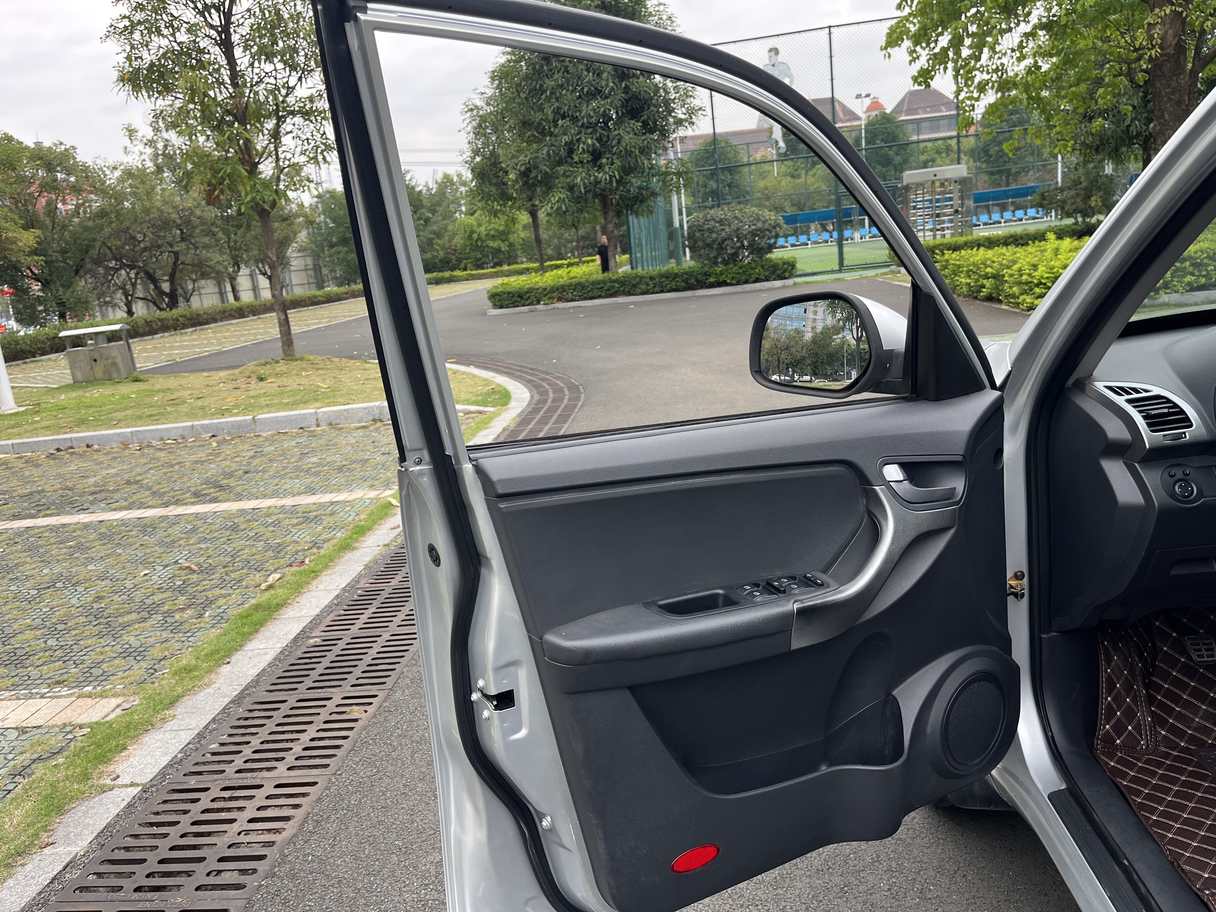 Chery Tiggo 3 2015 صورة سيارة #16