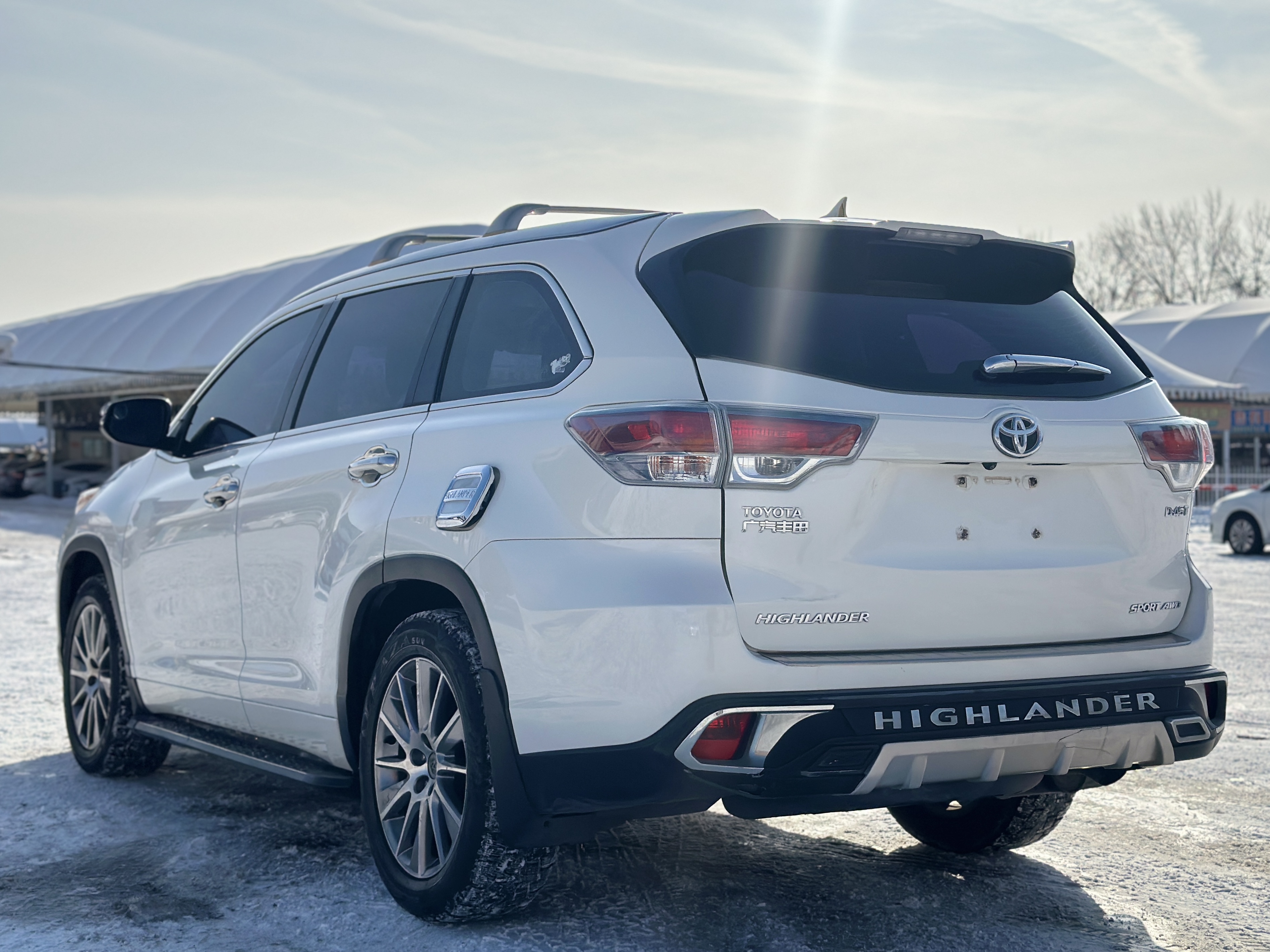 Toyota Highlander 2017 car image #16