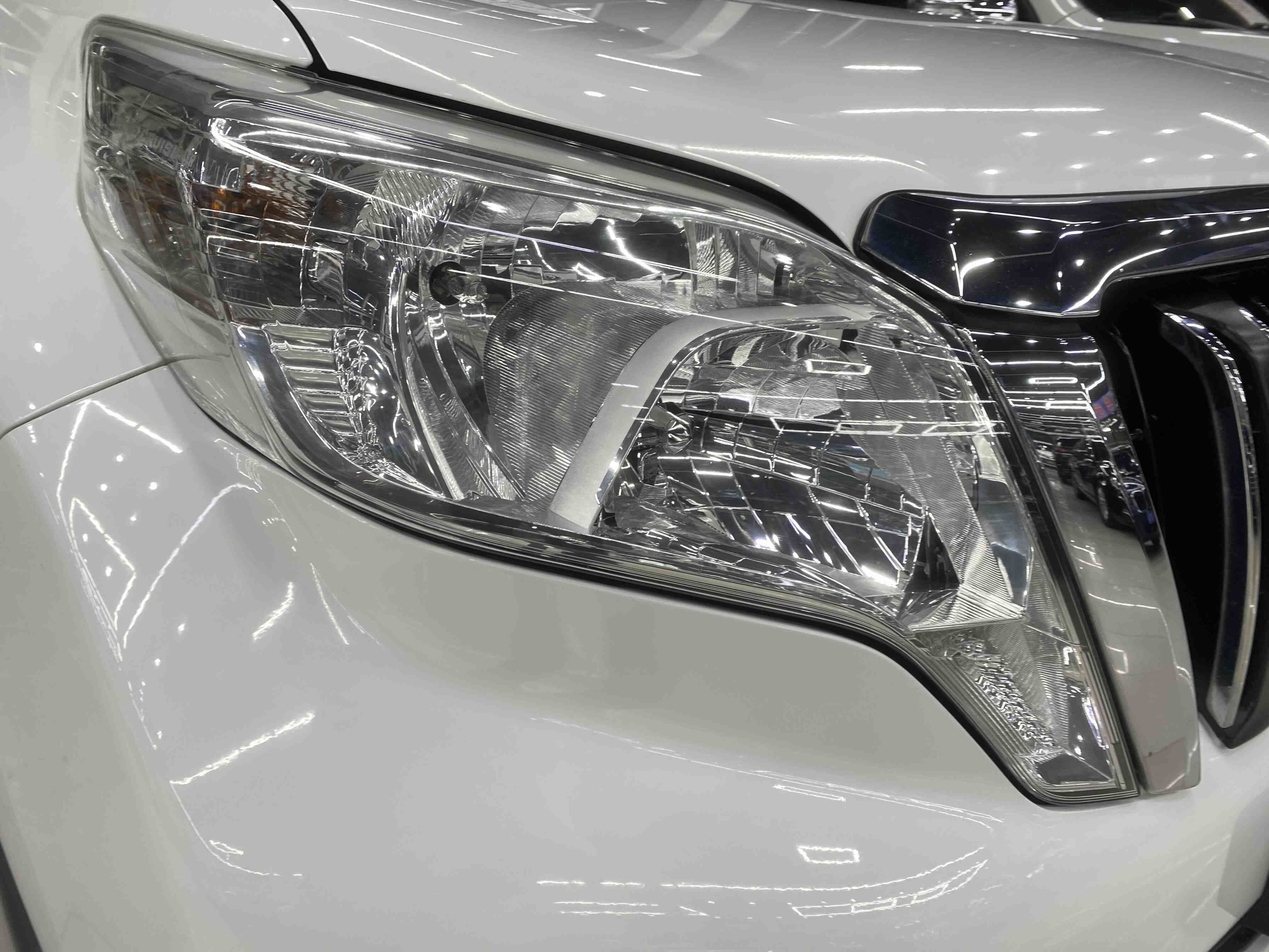 Toyota Land Cruiser Prado 2015 car image #16
