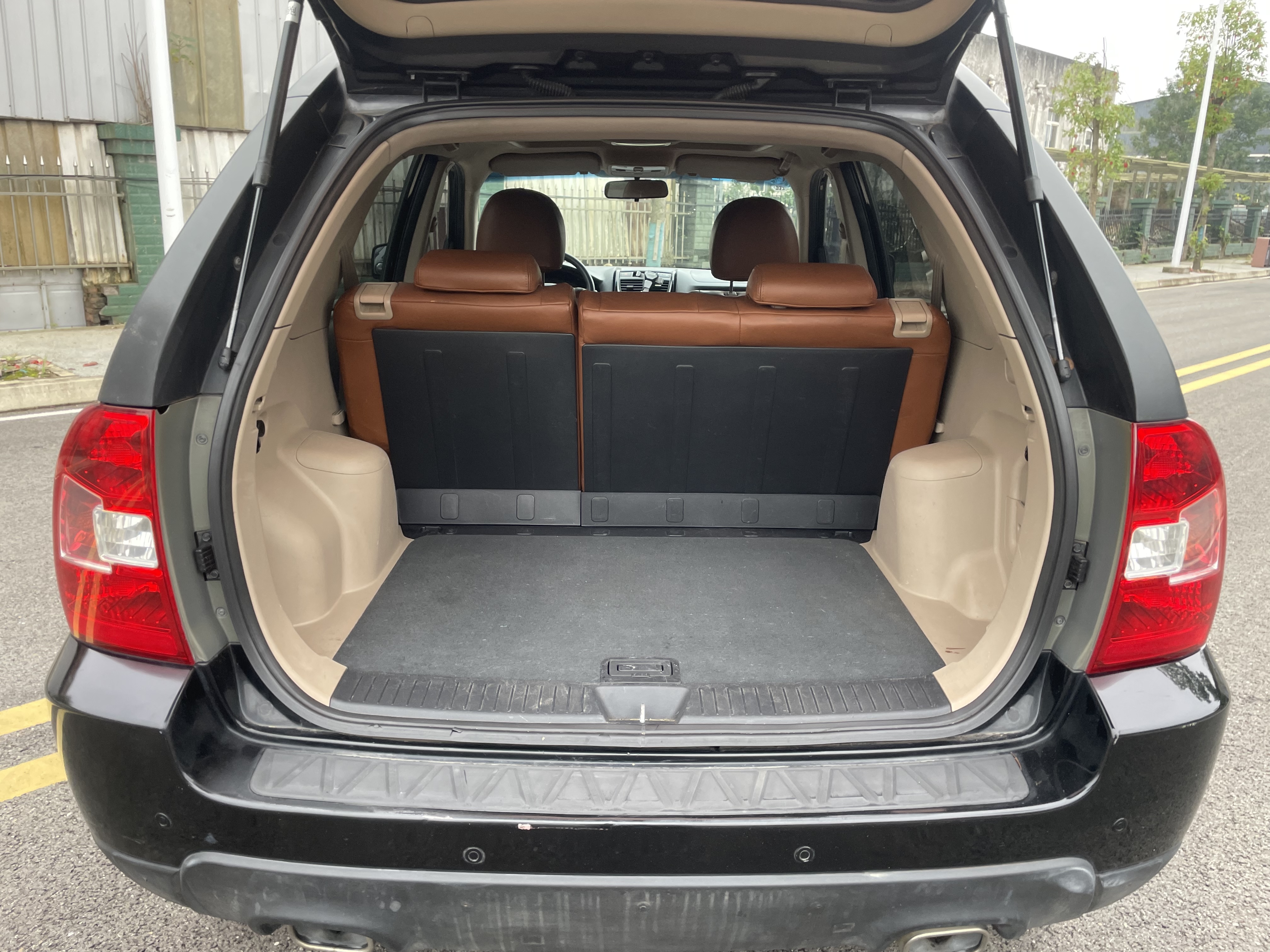 起亚 狮跑 2011 汽车图片 #16