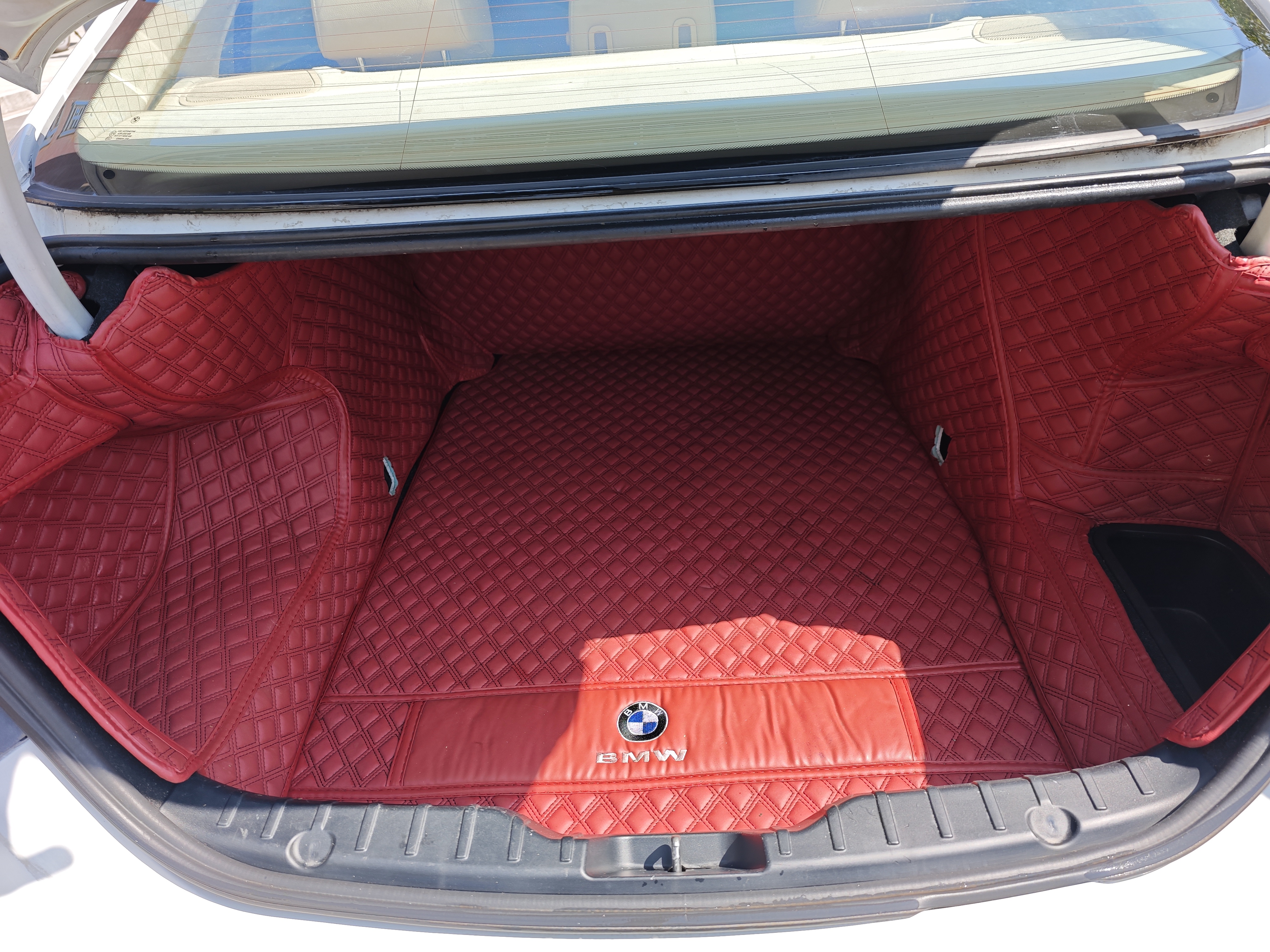 BMW 5 Series 2011 #16 BMW 5 Series 2011 car image #16