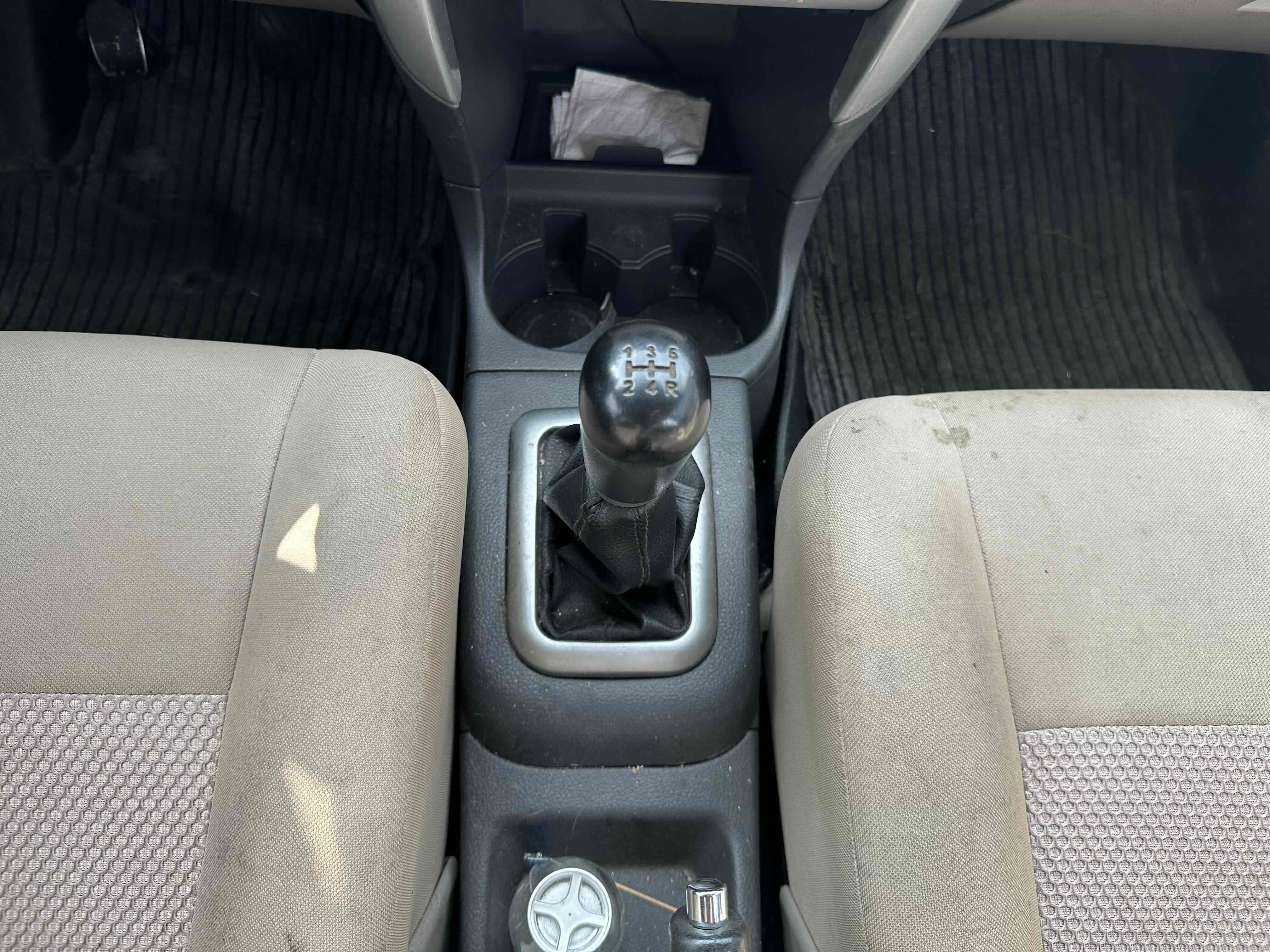 Suzuki Liana 2014 изображение автомобиля #16