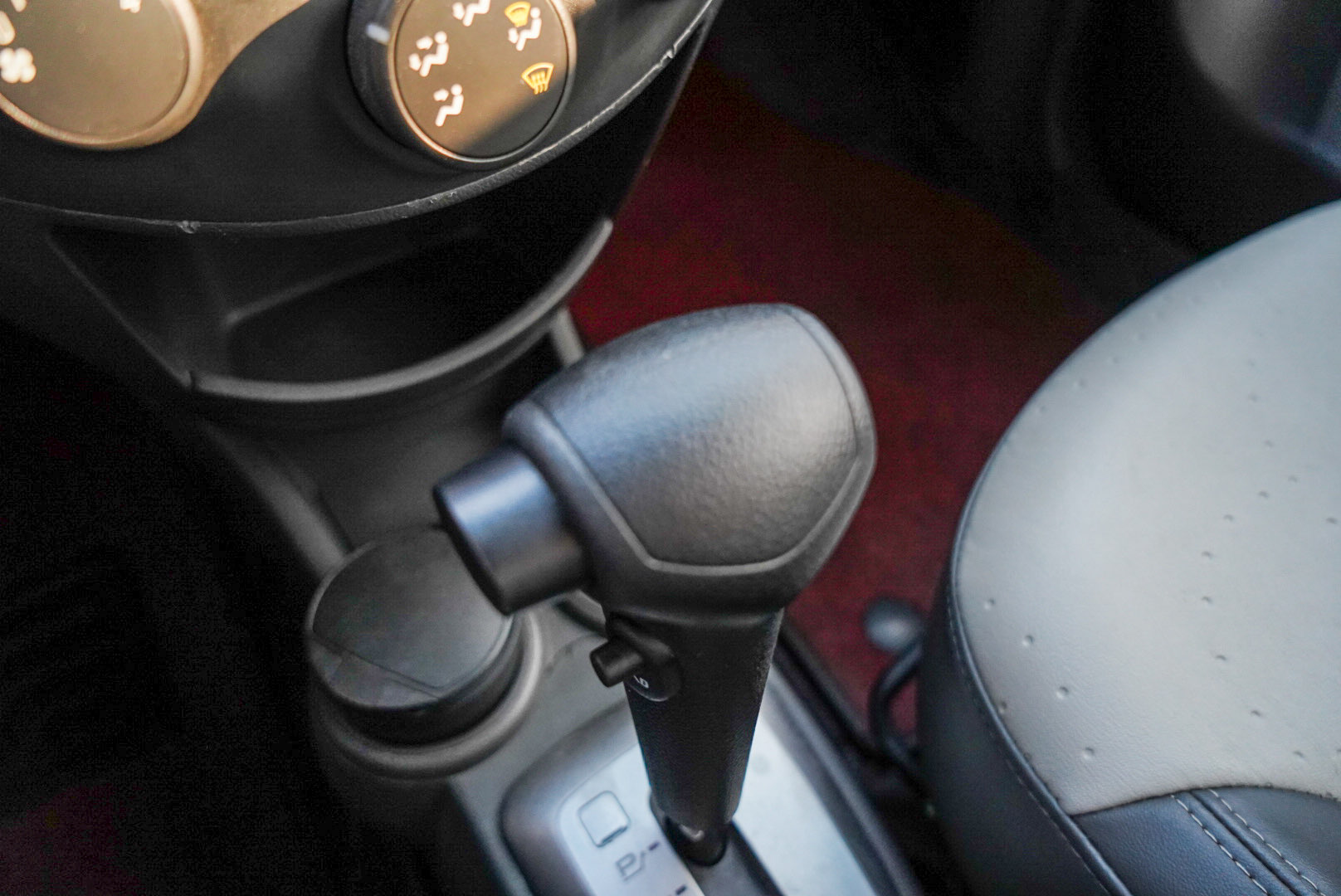 Chevrolet Spark 2011 car image #16