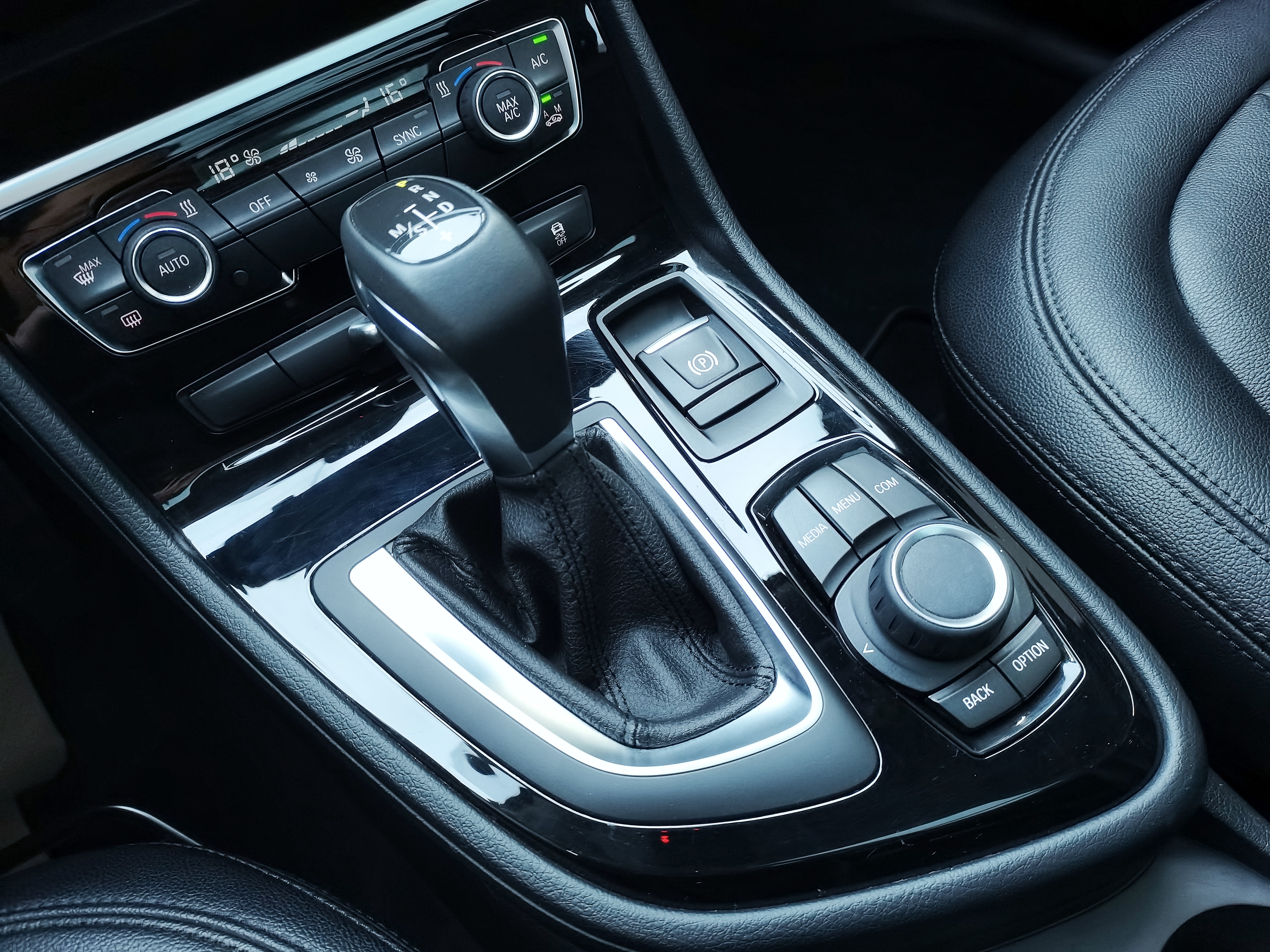 BMW 2 Series Gran Tourer 2018 صورة سيارة #16