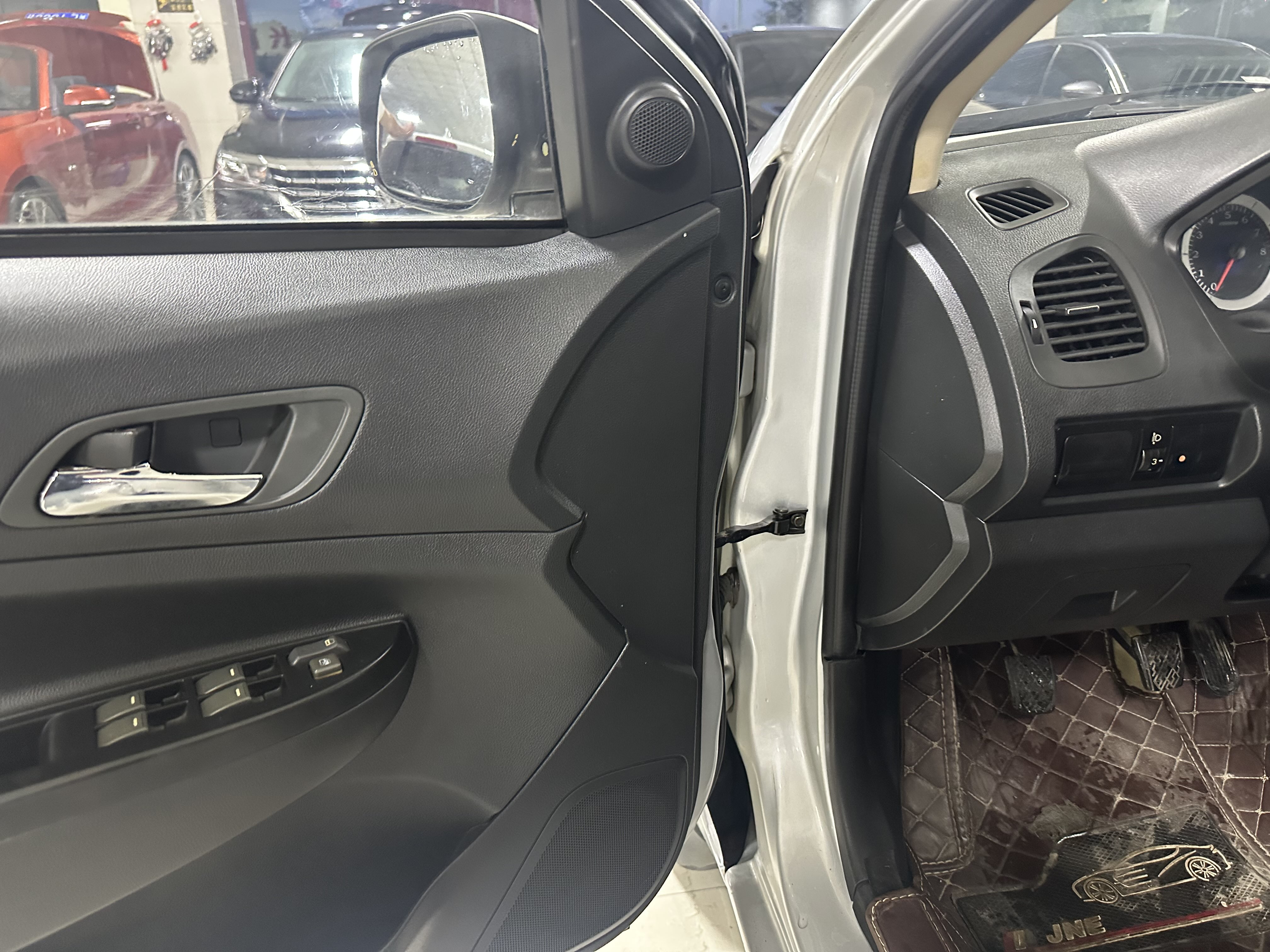 GEELY KingKong 2016 car image #16