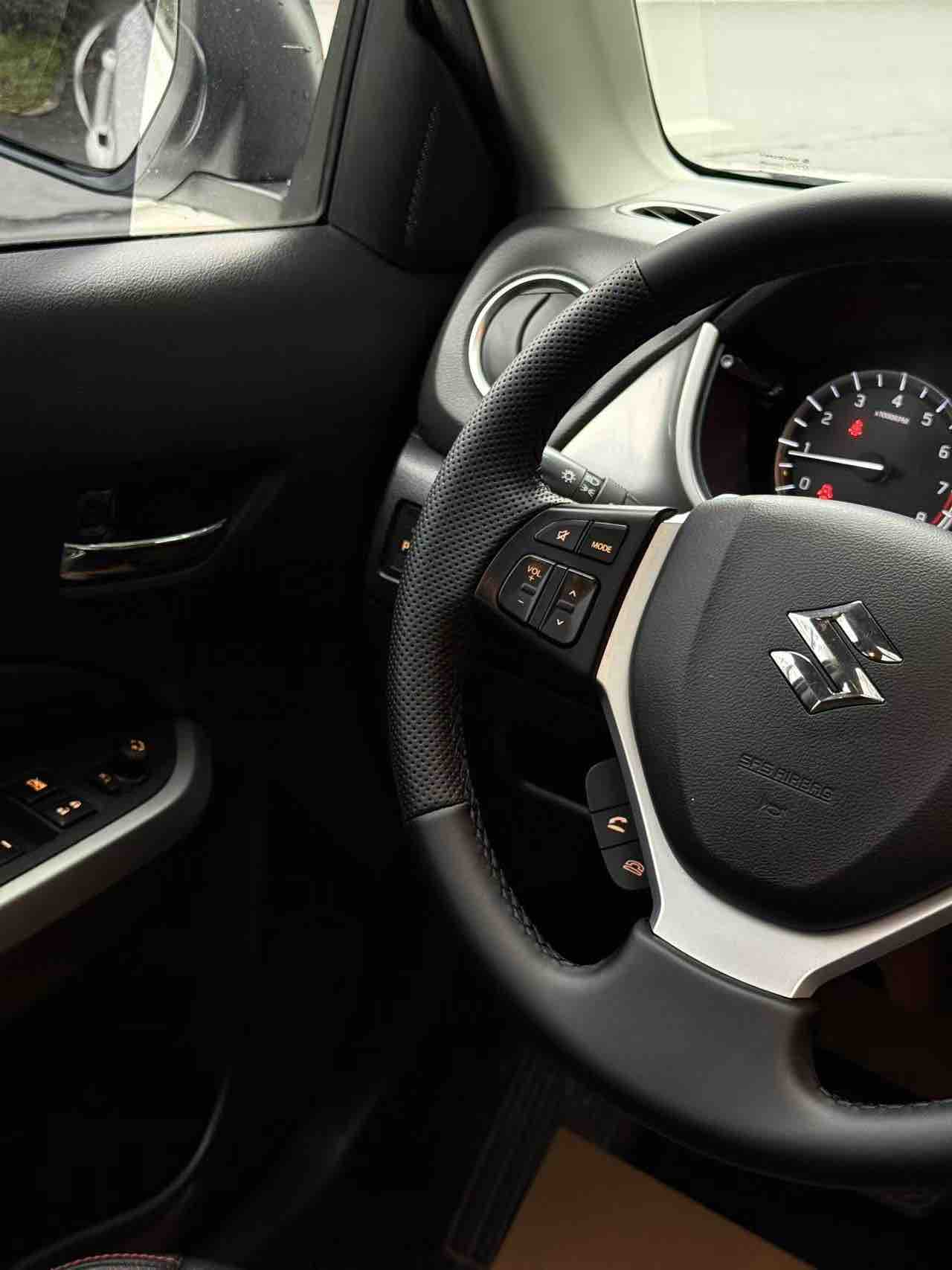 Suzuki Vitara 2016 image de voiture #16